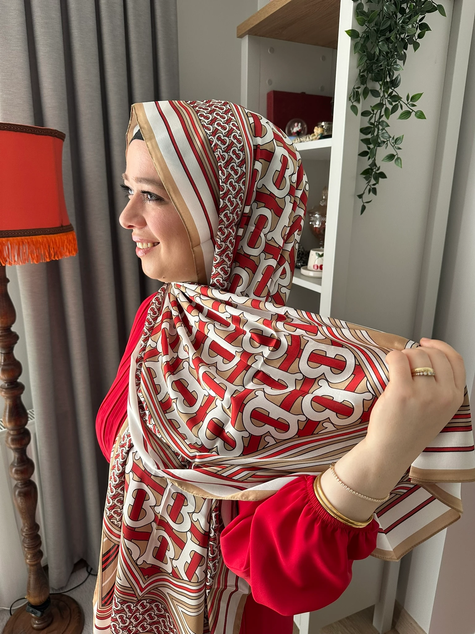 Burberry Vual İpek Şal