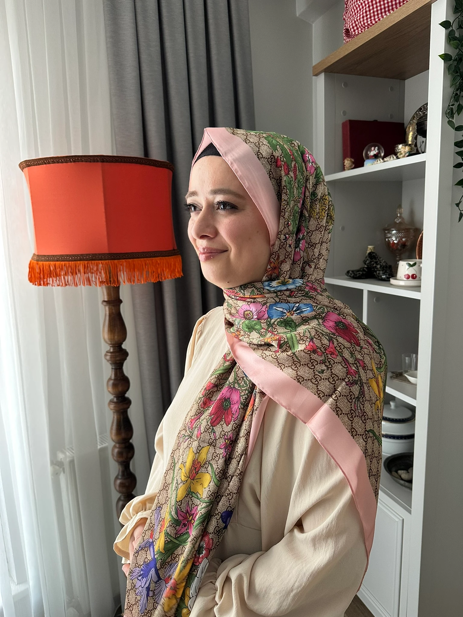 Guccı Çiçek Desen Vual İpek Şal