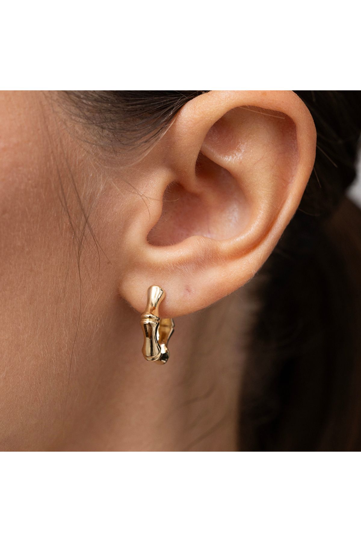 Kemik Minimal Altın Küpe