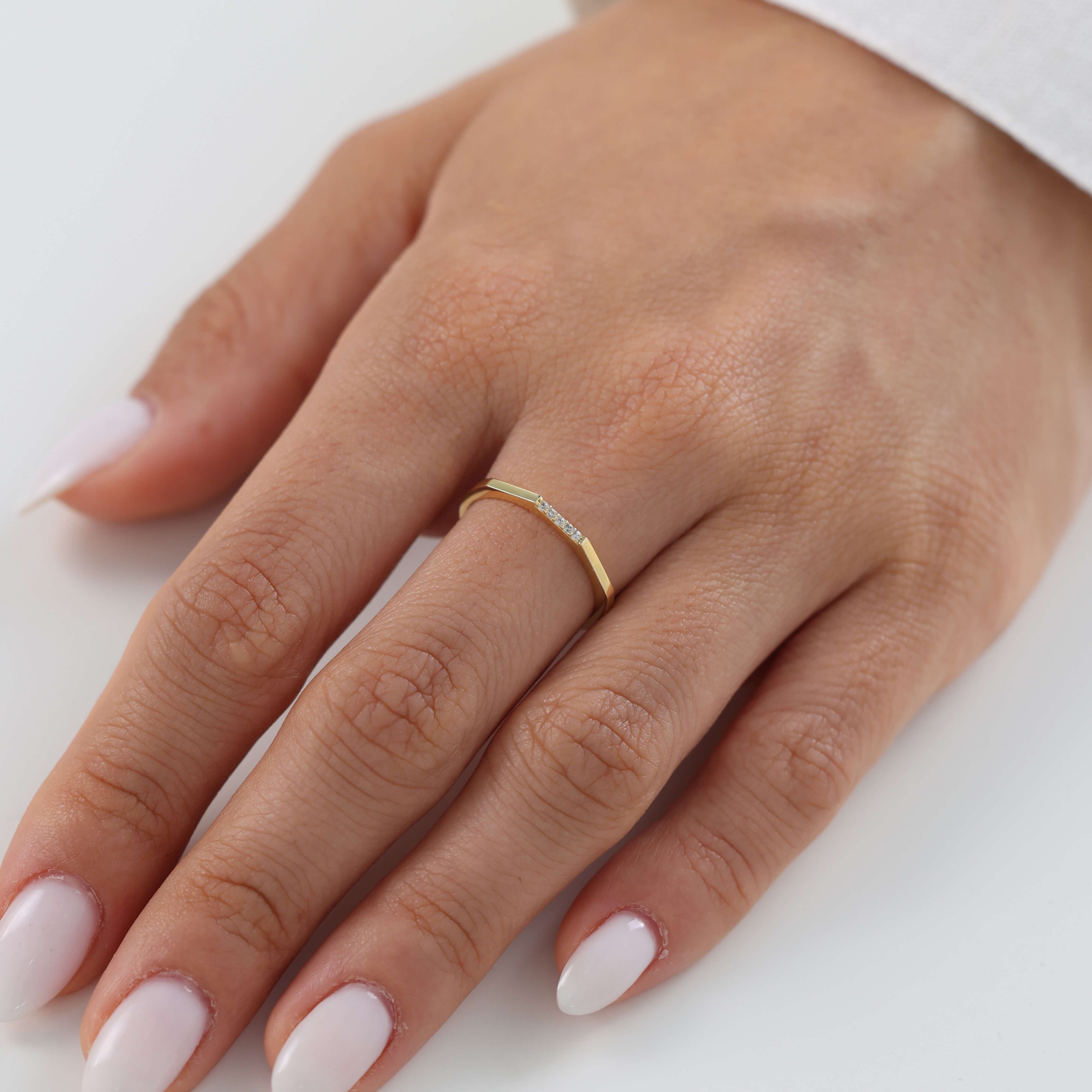 Nisera Muse Touch Minimal Altın Yüzük