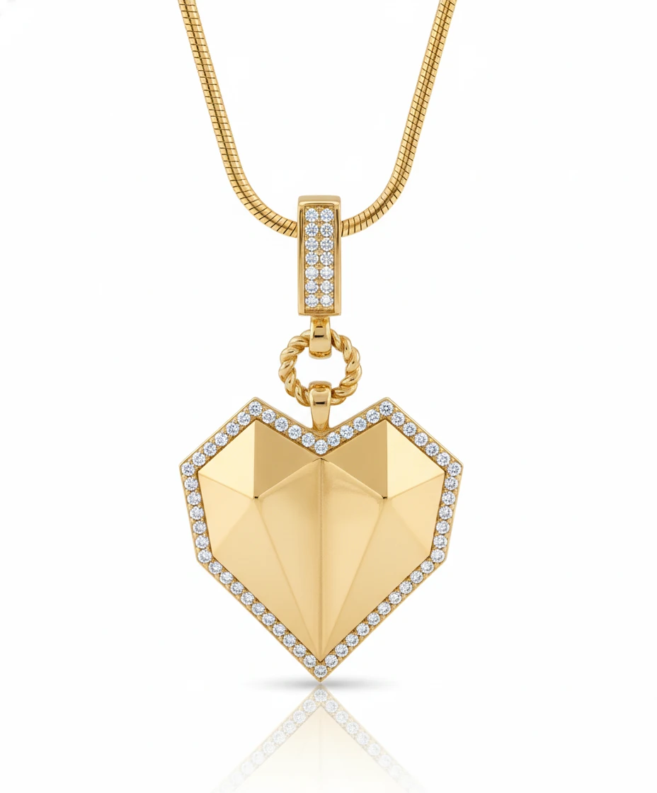 Kalp Klipsli Altın Charm