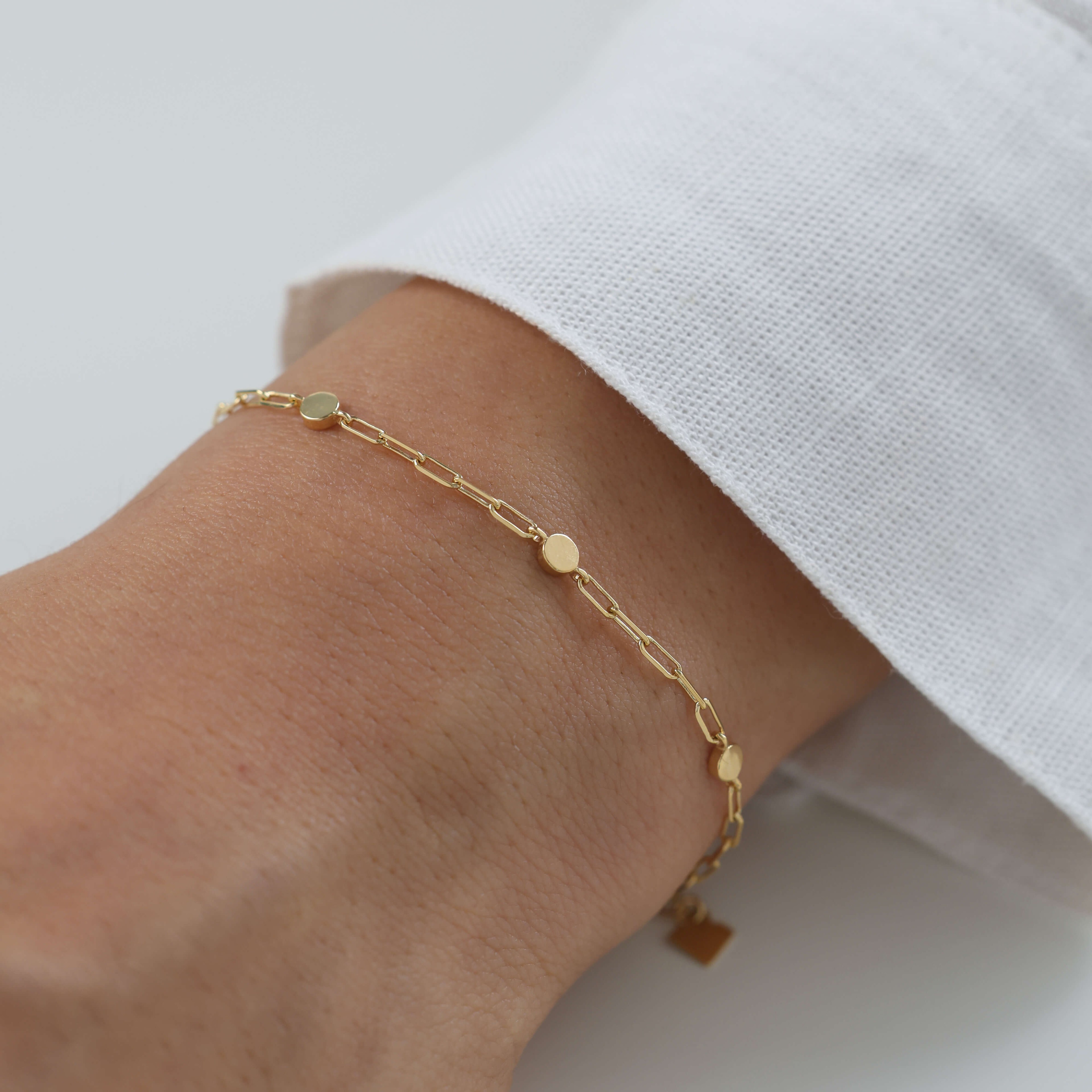 Nisera Lapis Minimal Altın Bileklik 