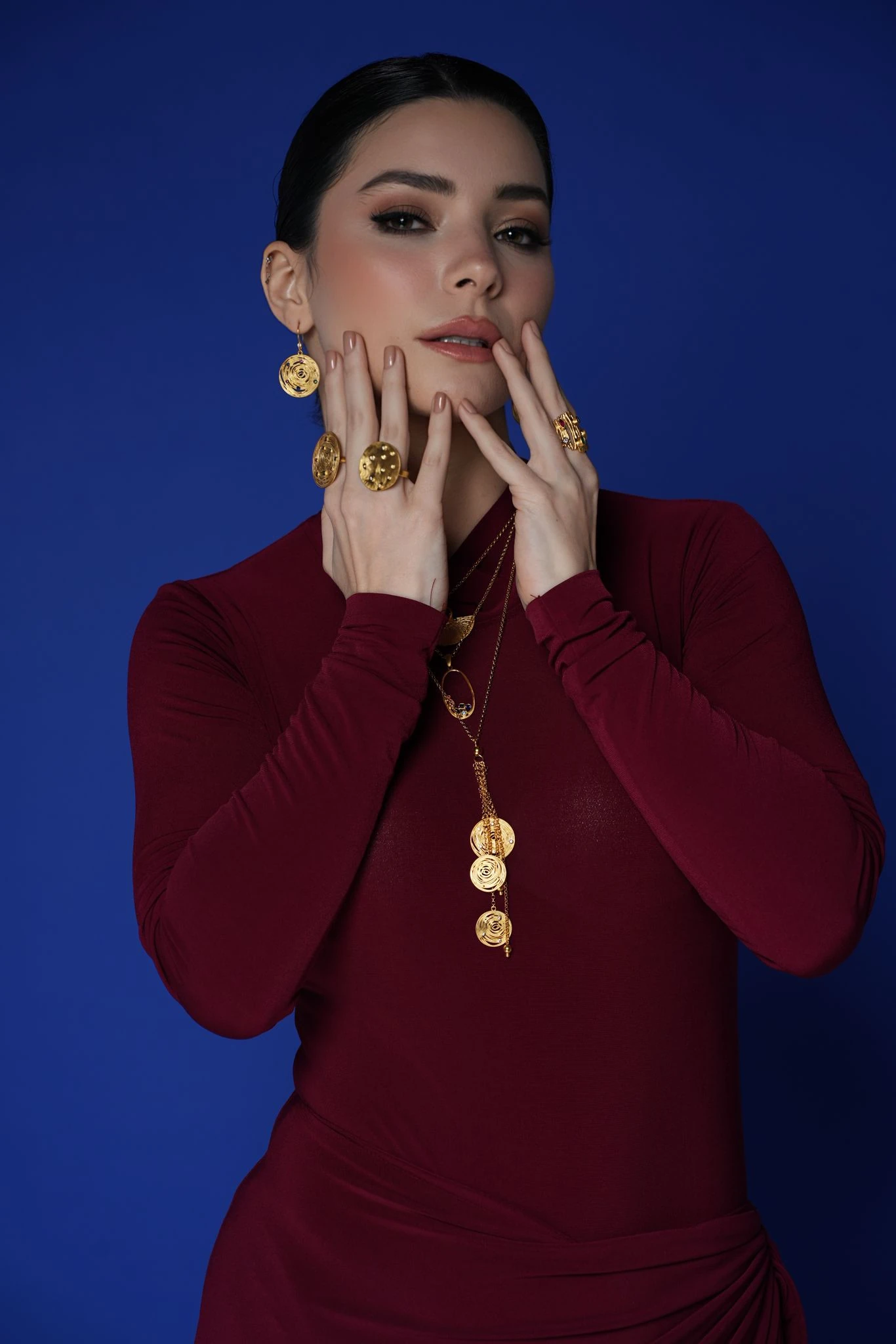 Grace Etnik Altın Kolye