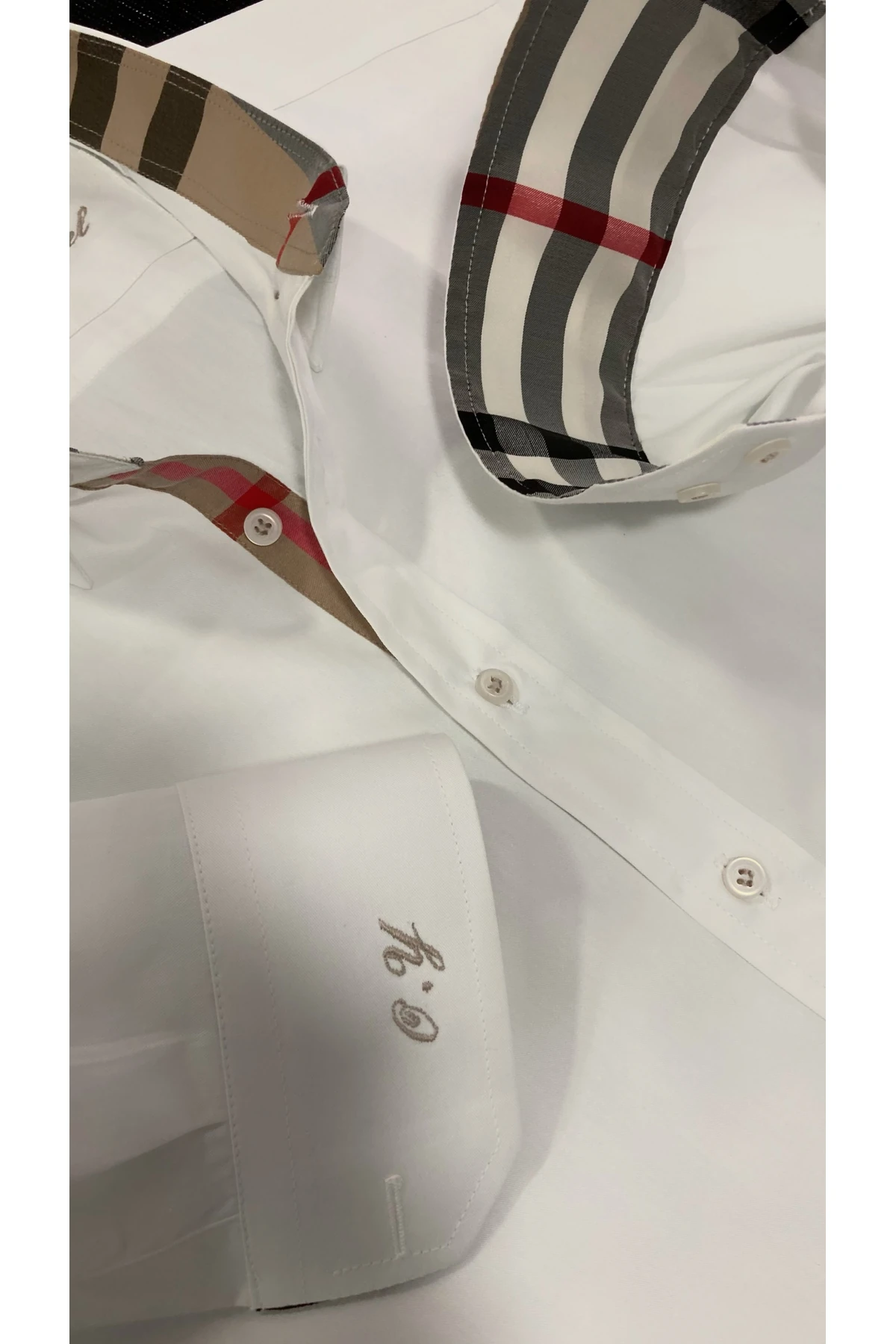 Kişiye Özel Dikim İsimli Nakışlı Burberry Erkek Gömlek