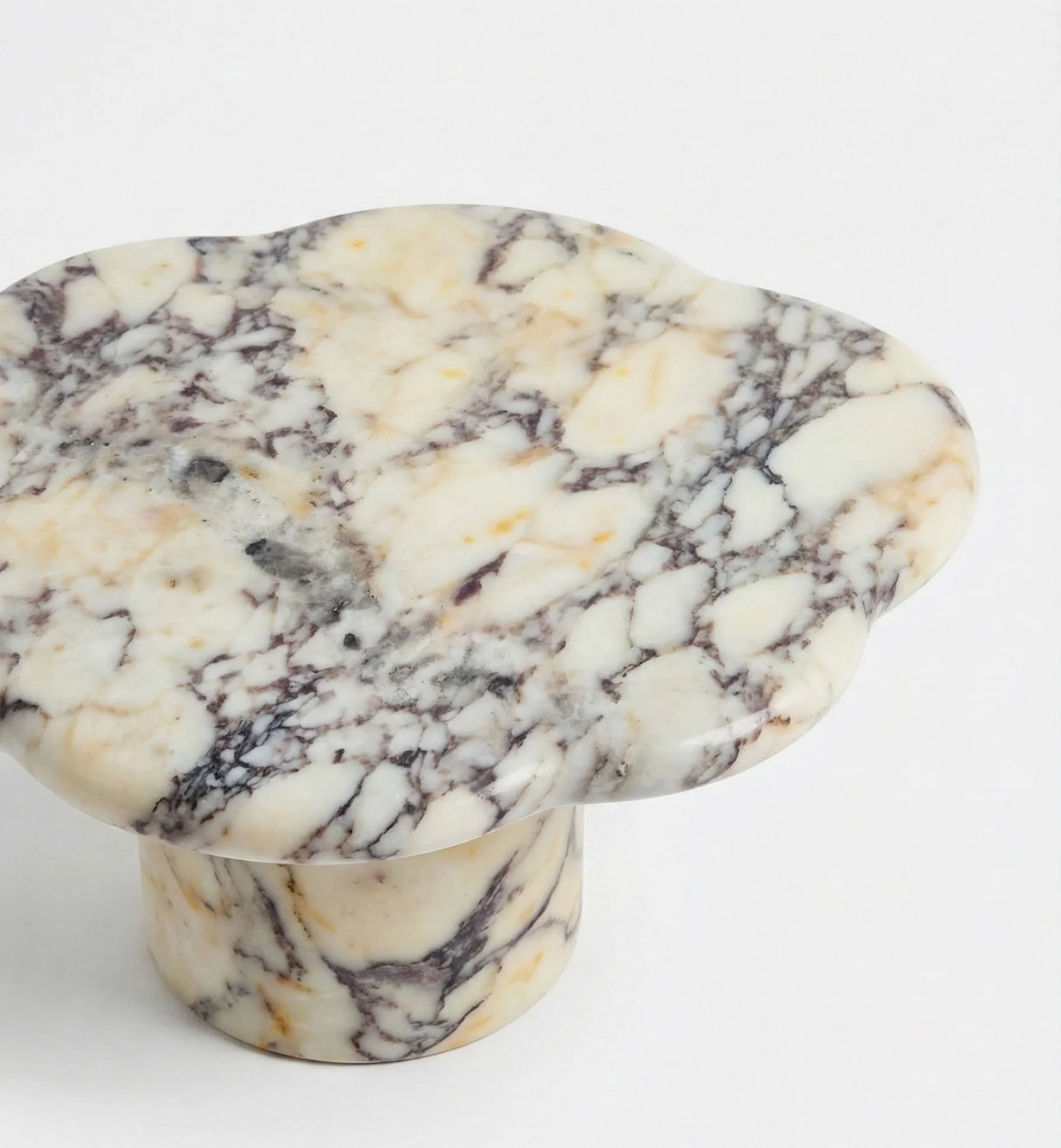 Table basses en calacatta viola