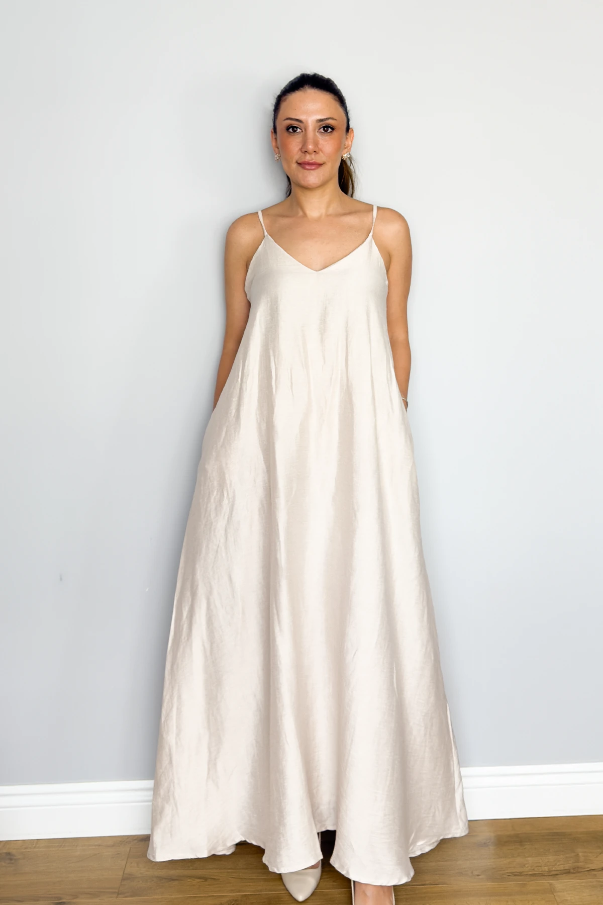 KETEN V YAKA ELBİSE