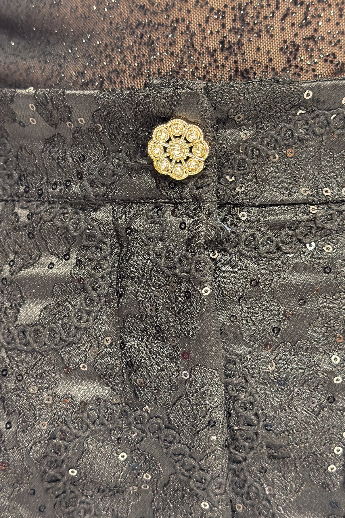 NAKIŞ DESENLİ DÜĞME DETAYLI PANTALON - Siyah