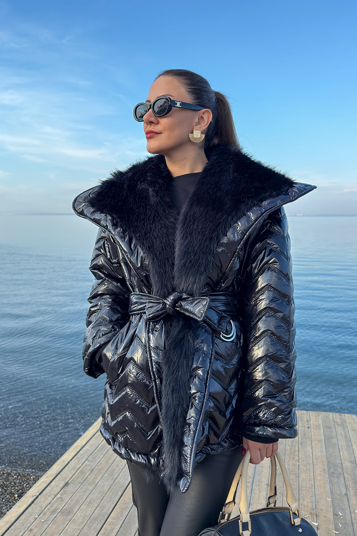 YAKASI KÜRKLÜ MONT