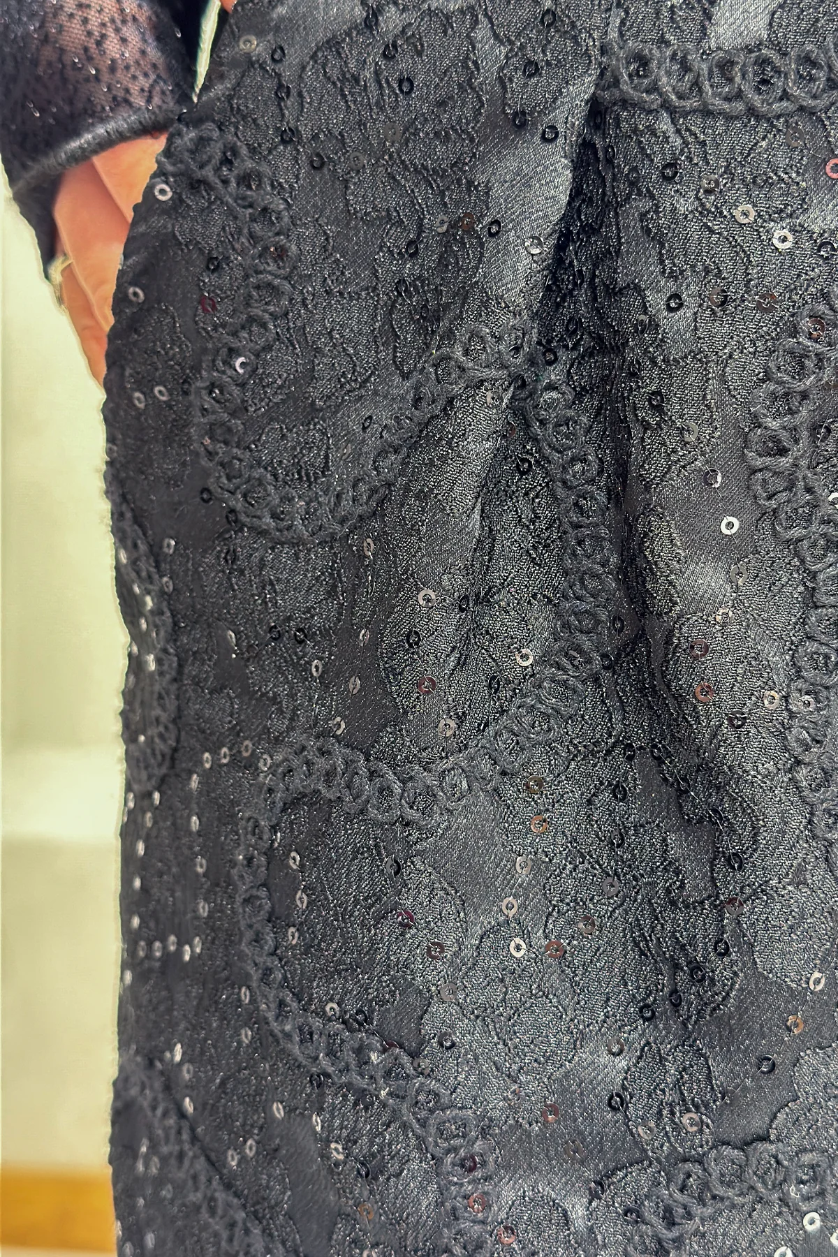 NAKIŞ DESENLİ DÜĞME DETAYLI PANTALON - Siyah