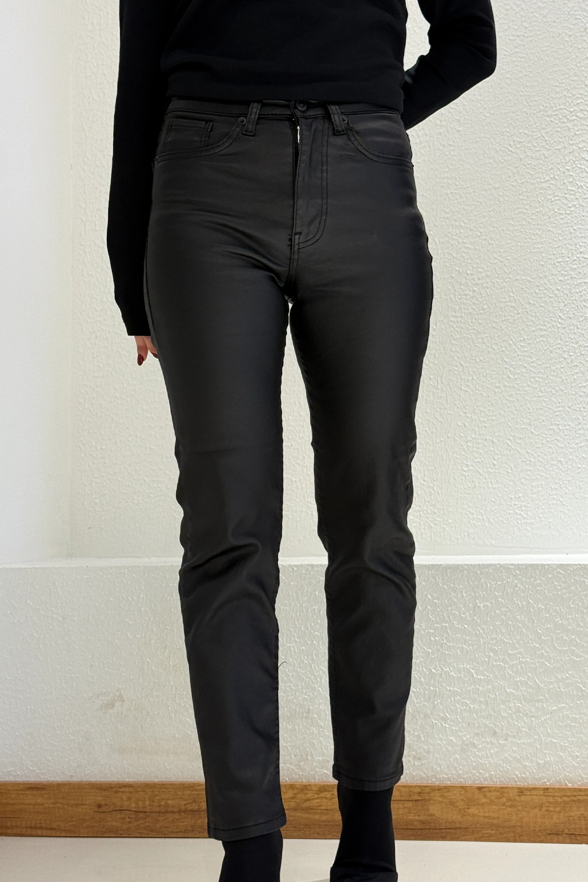 KAPLAMALI BOYFİT PANTALON