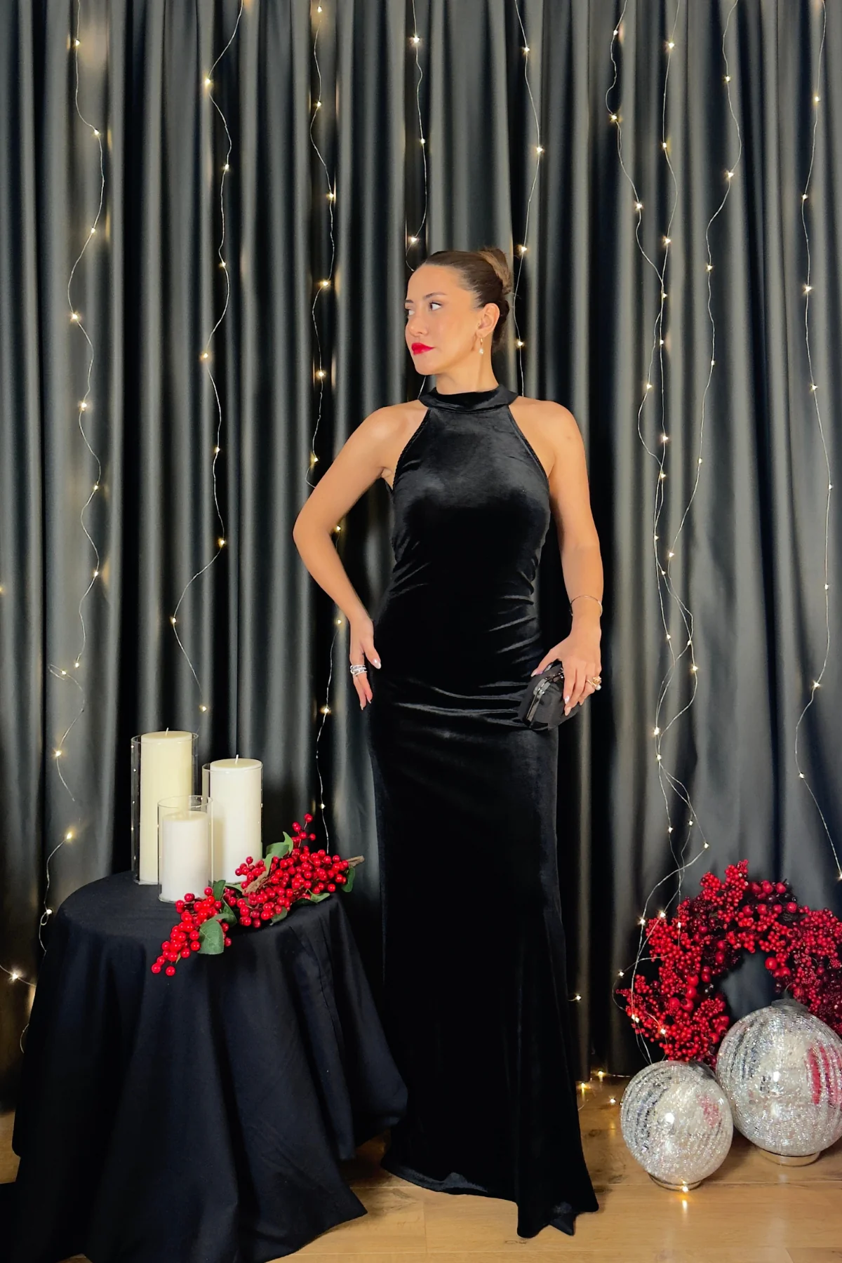 Halter Yaka Kadife Elbise