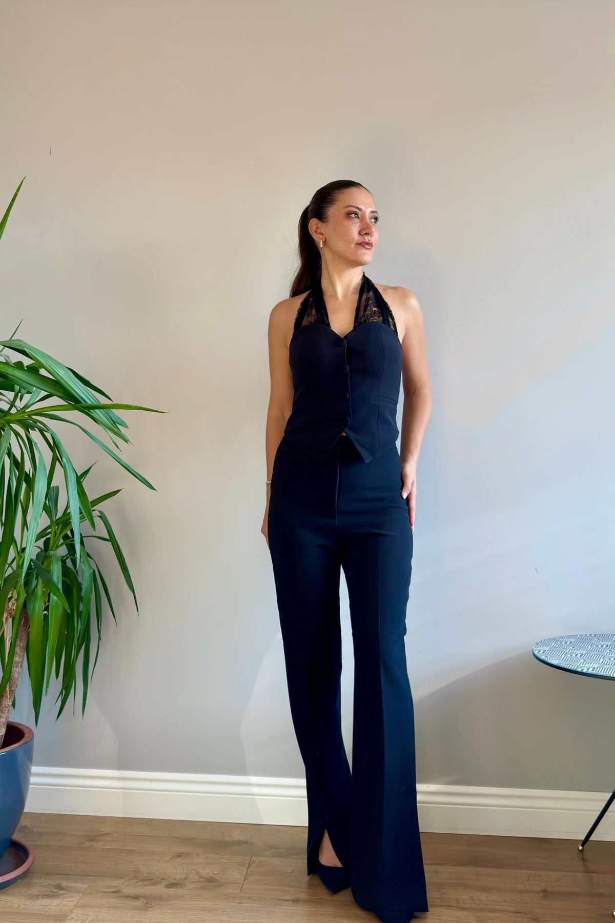 YIRTMAÇ DETAYLI FİT PANTOLON