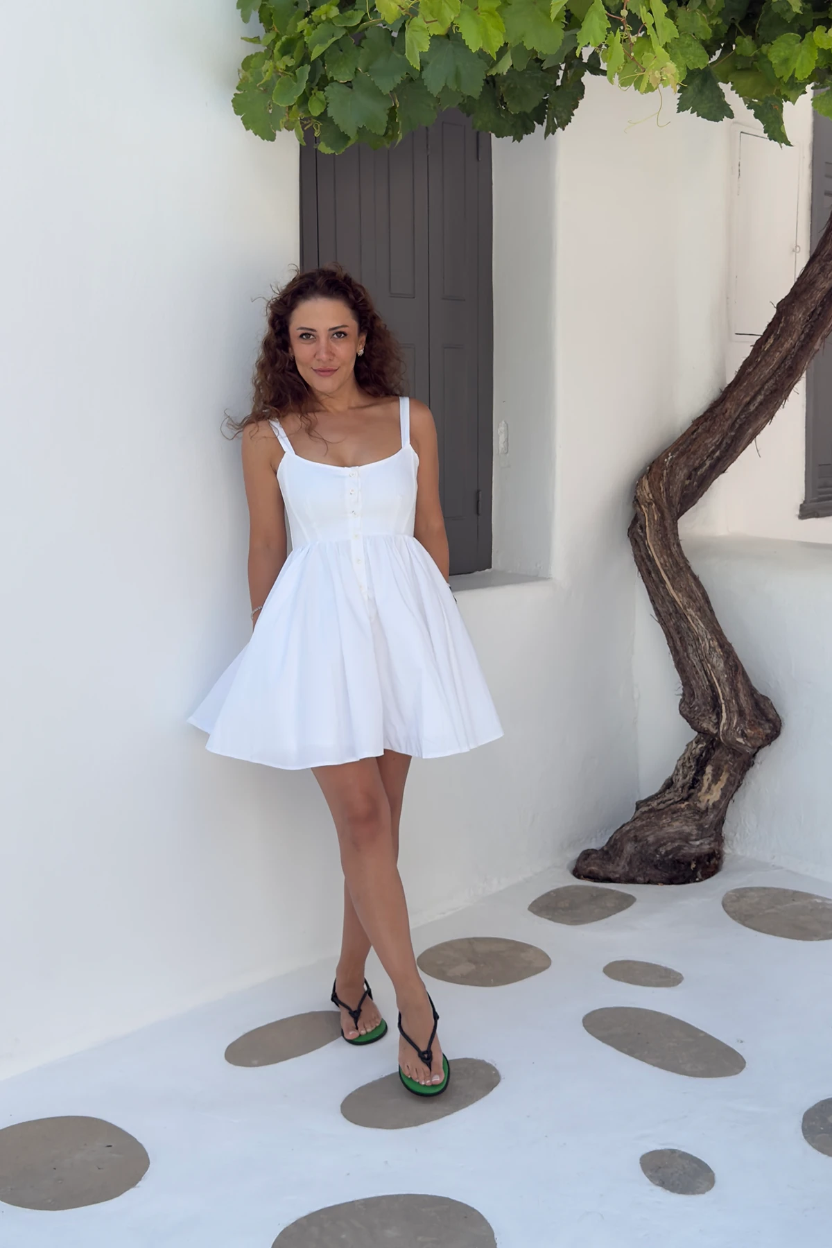 ASKILI MİNİ ELBİSE