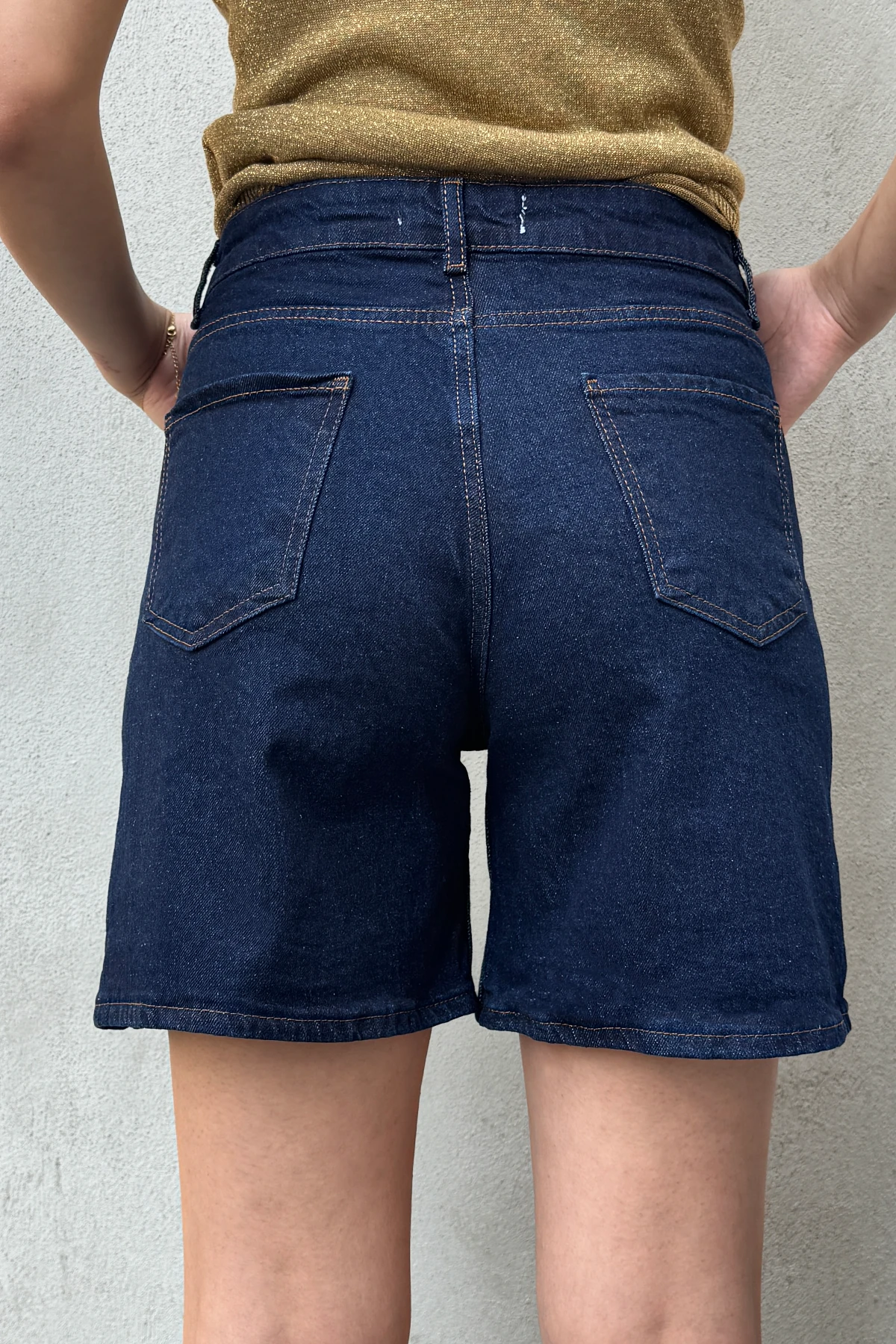 ŞEHİR BOY KOT ŞORT