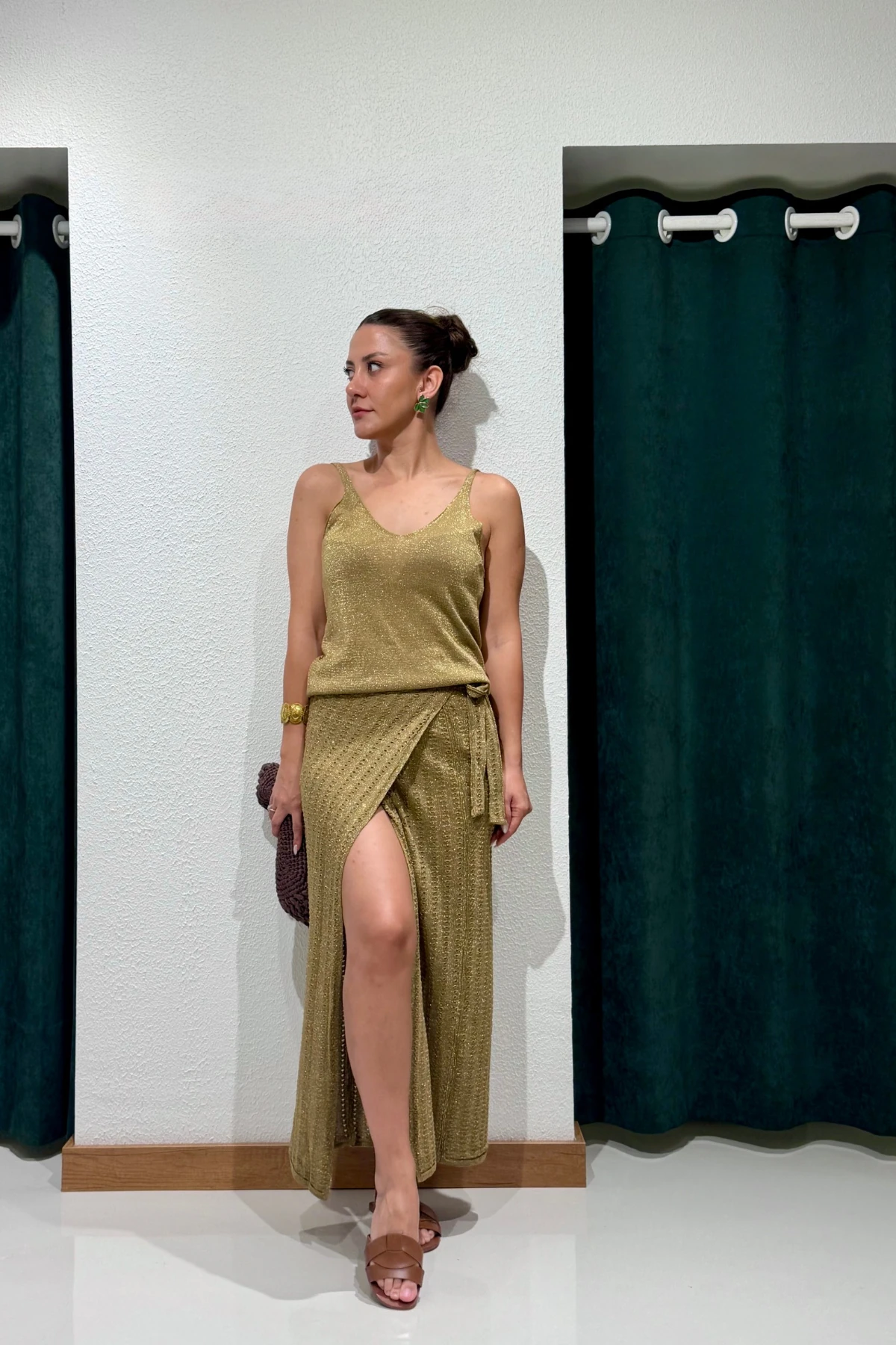 KRUVAZE SİMLİ ETEK