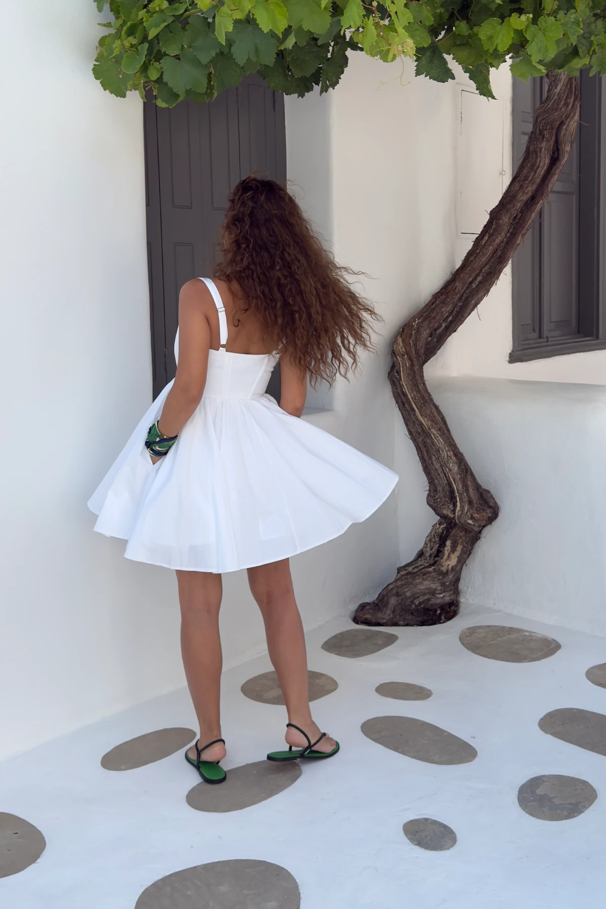 ASKILI MİNİ ELBİSE