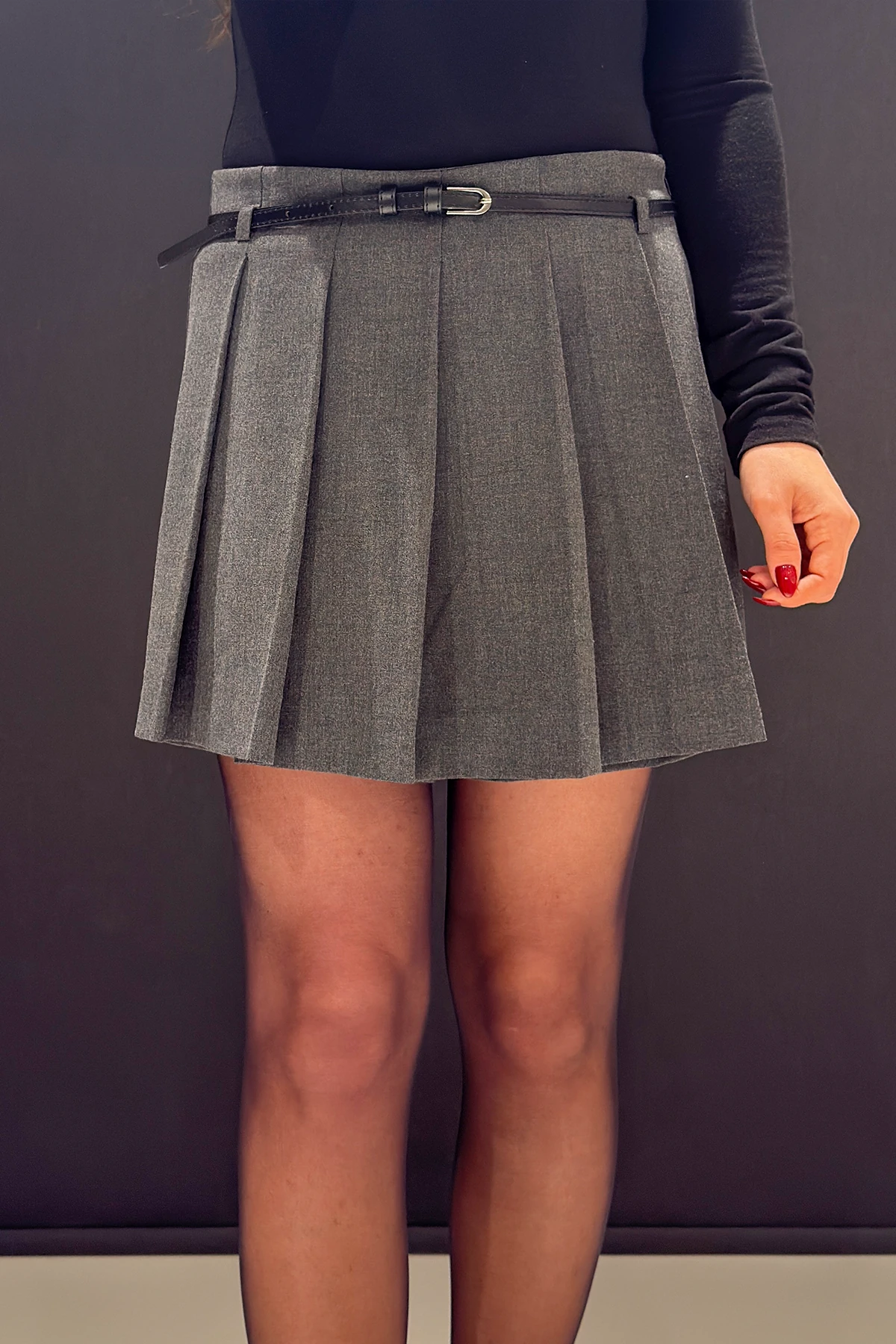 KEMERLİ PİLELİ ŞORT ETEK