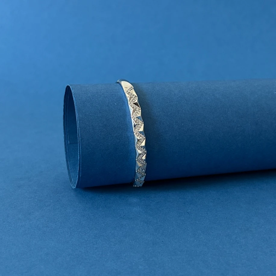 Zirkon Taşlı Gümüş Kelepçe Bileklik