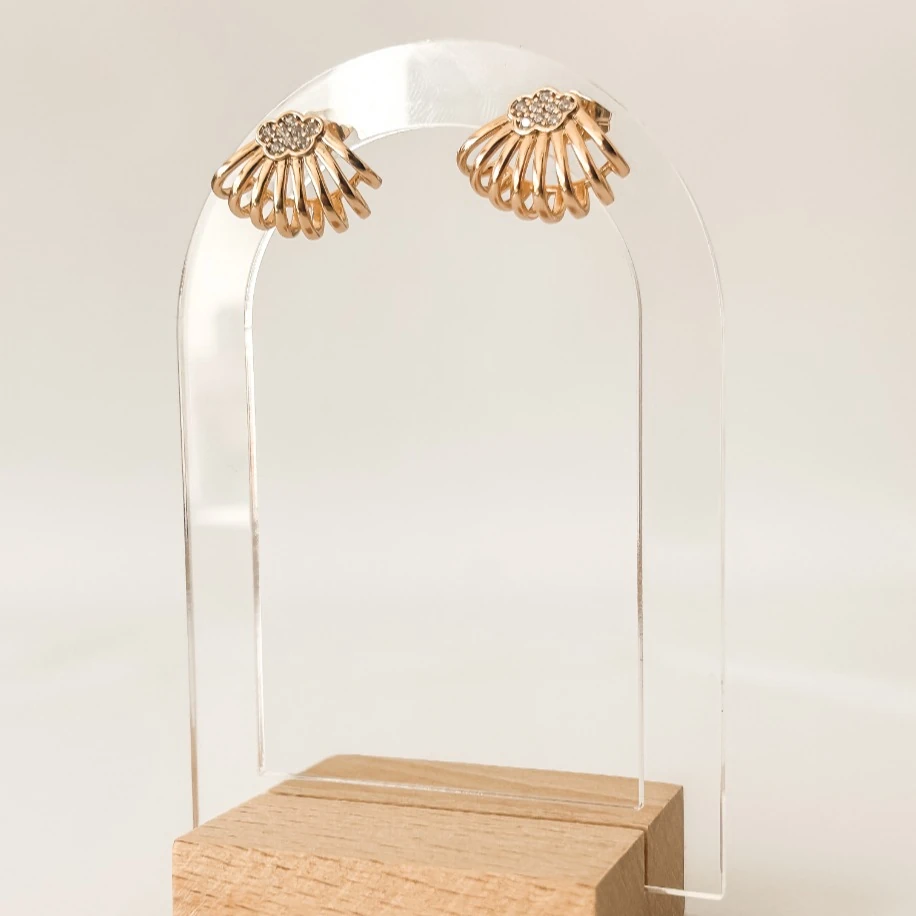 Zirkon Taşlı İstiridye Formlu Küpe