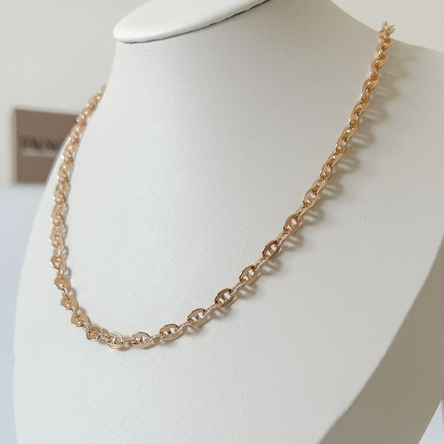 Altın Renkli Lip Kolye