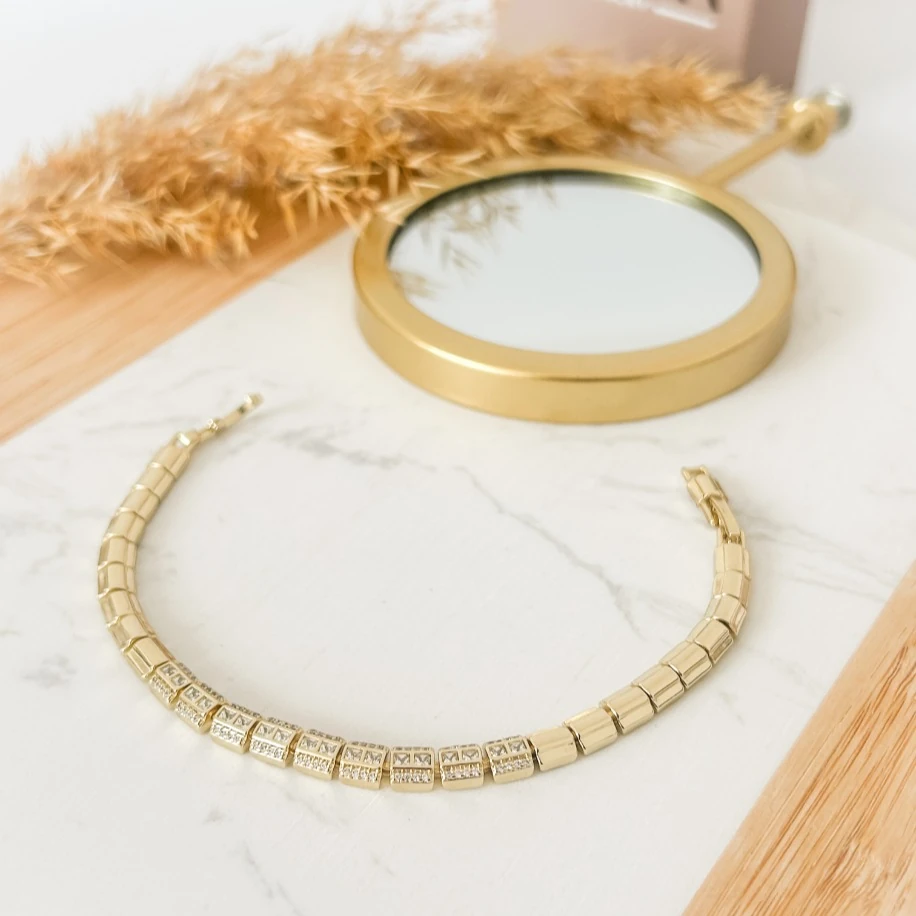 Zirkon Taşlı Box Bileklik