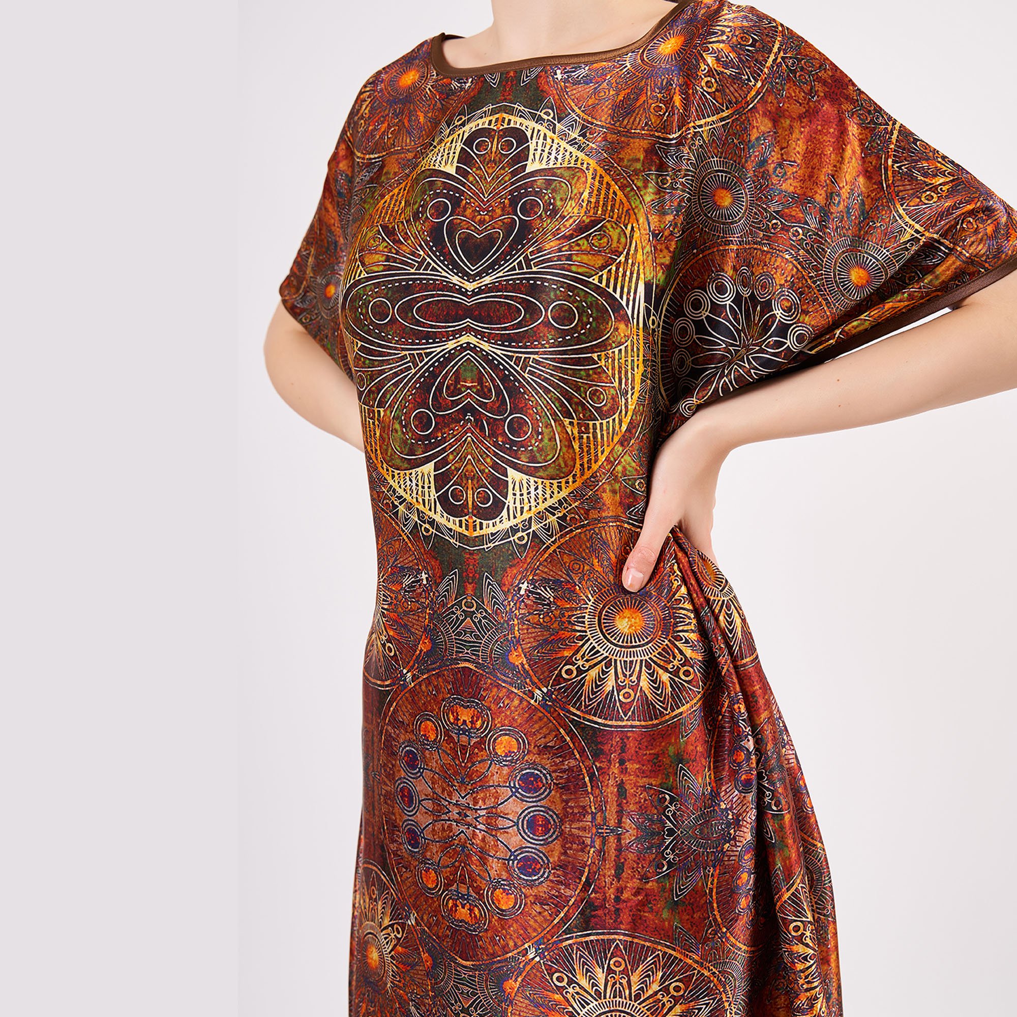Saf İpek Uzun Elbise | Mandala Desen Kahverengi | Nomads Felt