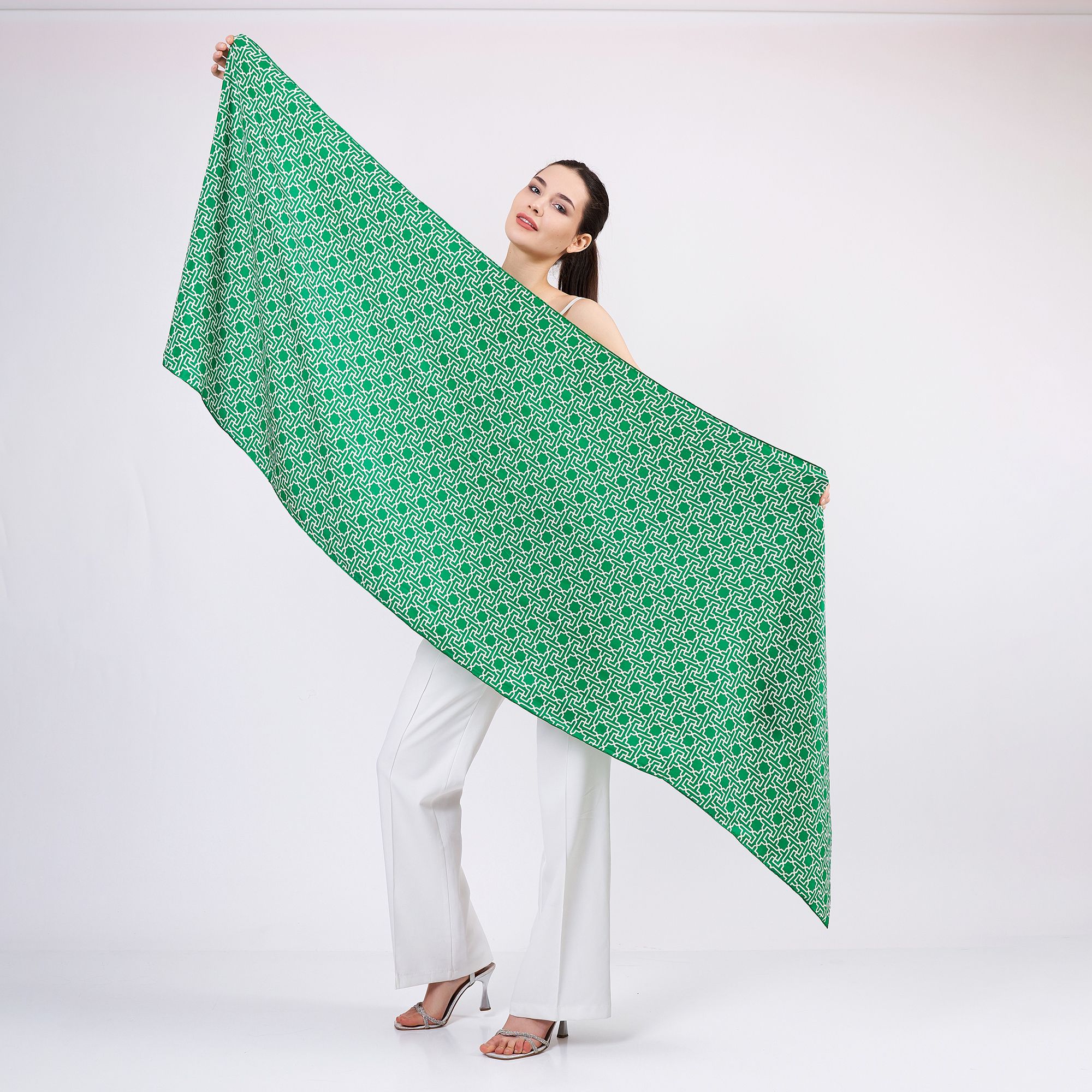 Pure Silk Scarf | Green | Unisex | Seljuk Vector Star Pattern | Nomads Felt