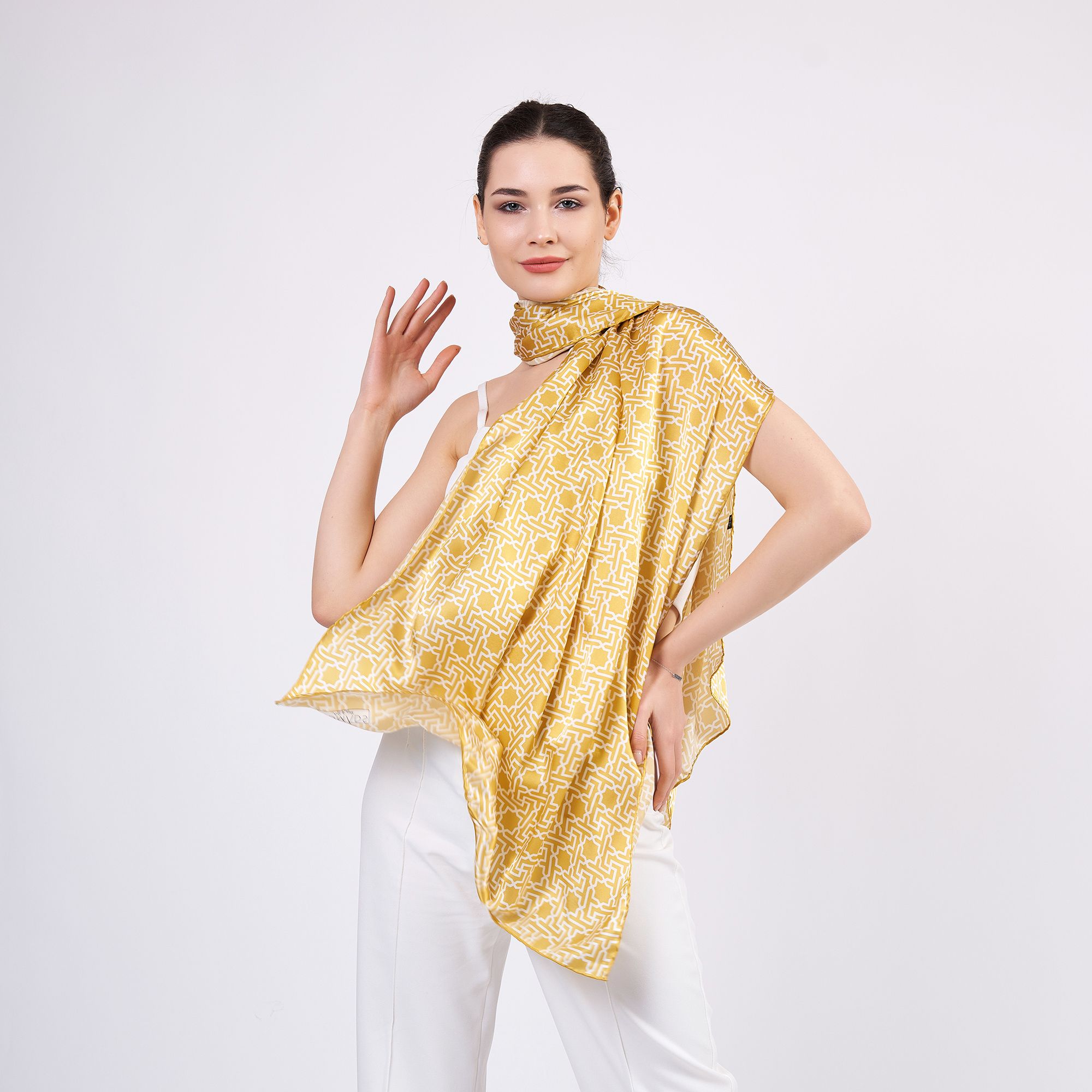 Pure Silk Scarf Shawl | Light Yellow | Selçuklu Star Pattern
