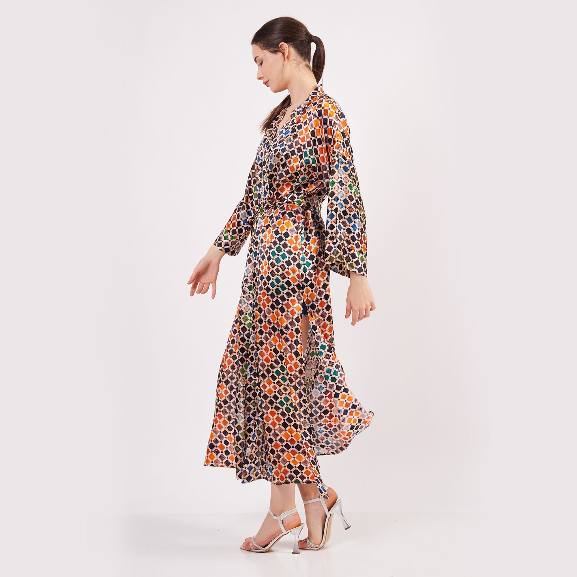 %100 Silk Kimono Kaftan | Elhamra Pattern 15