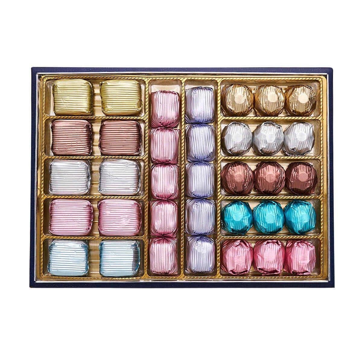 Hediyelik Yaldızlı Çikolata Kutusu 830g