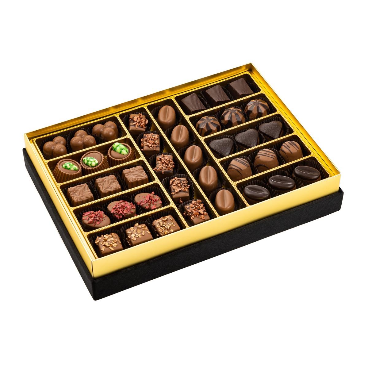 Adalet Terazisi Lüks Hediye Çikolata Kutusu