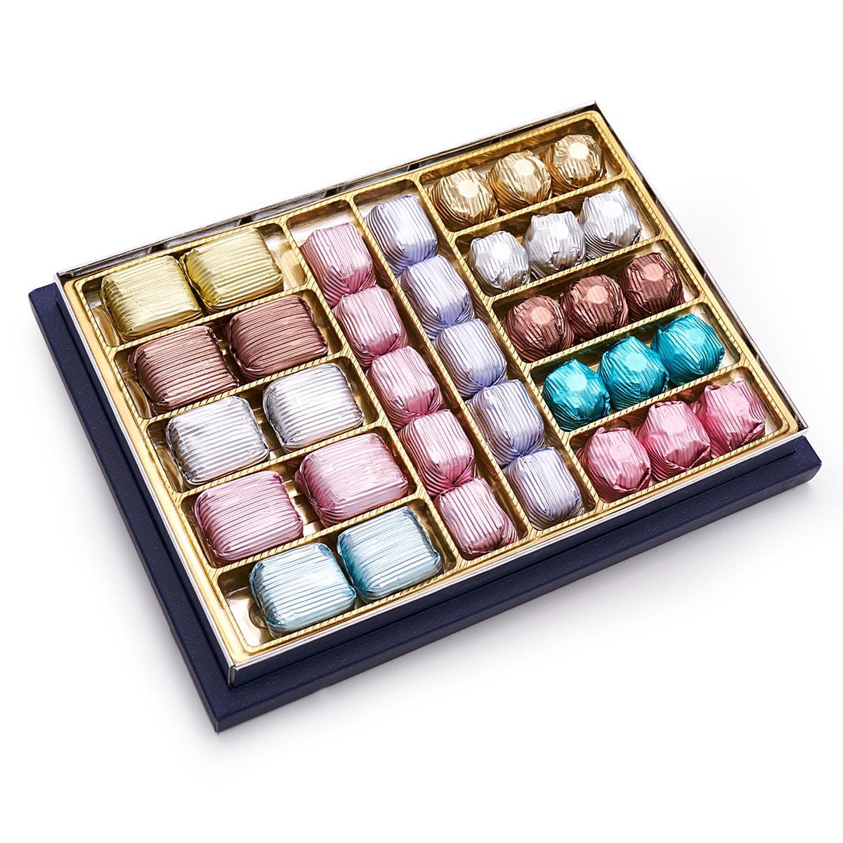 Hediyelik Yaldızlı Çikolata Kutusu 830g