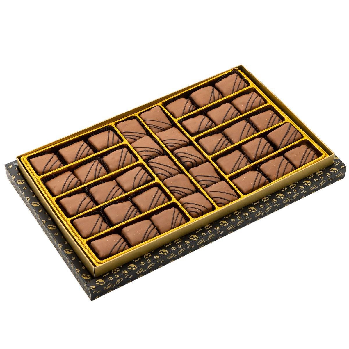 Hediyelik Sütlü Fındık Krokan Çikolata 860g