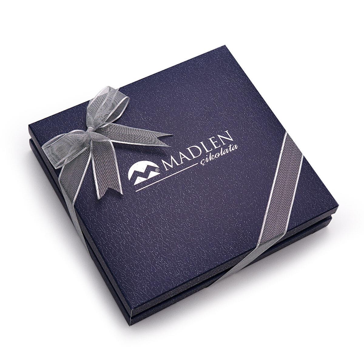 Spesiyal Hediye Çikolata Kutusu Lacivert 450g
