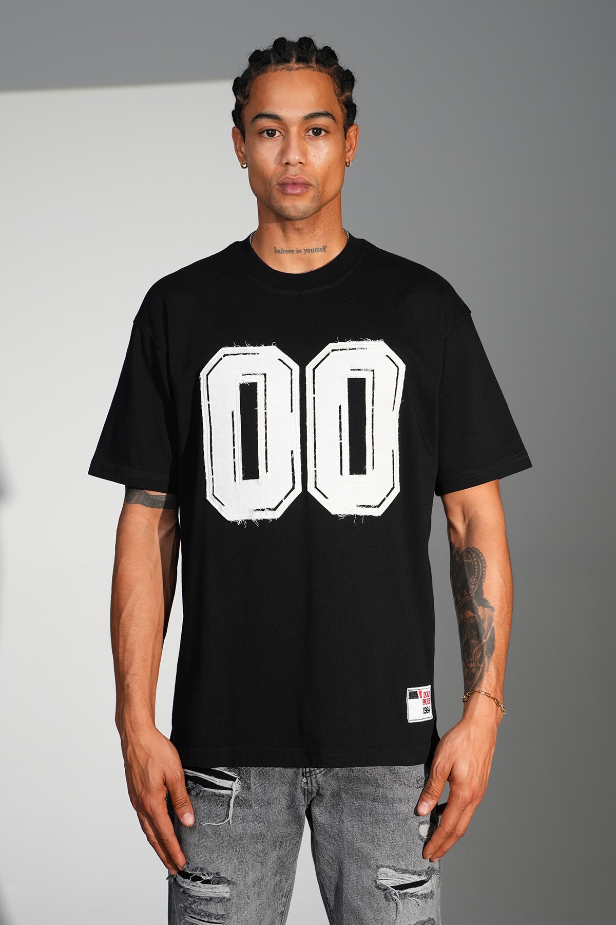 00 Nakışlı Oversize Tişört - black