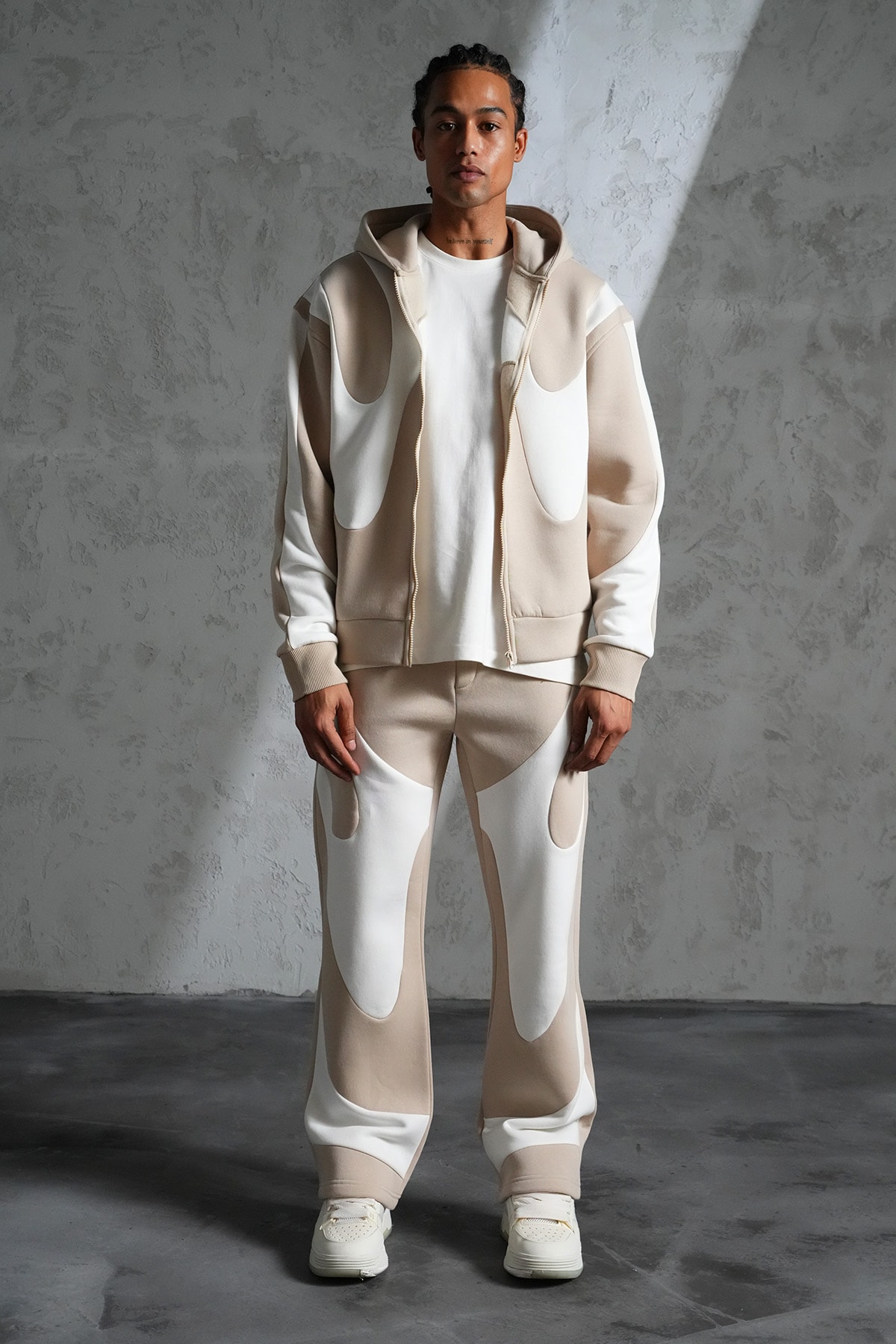 Renk Bloklu Kapüşonlu Eşofman Takım - Bej