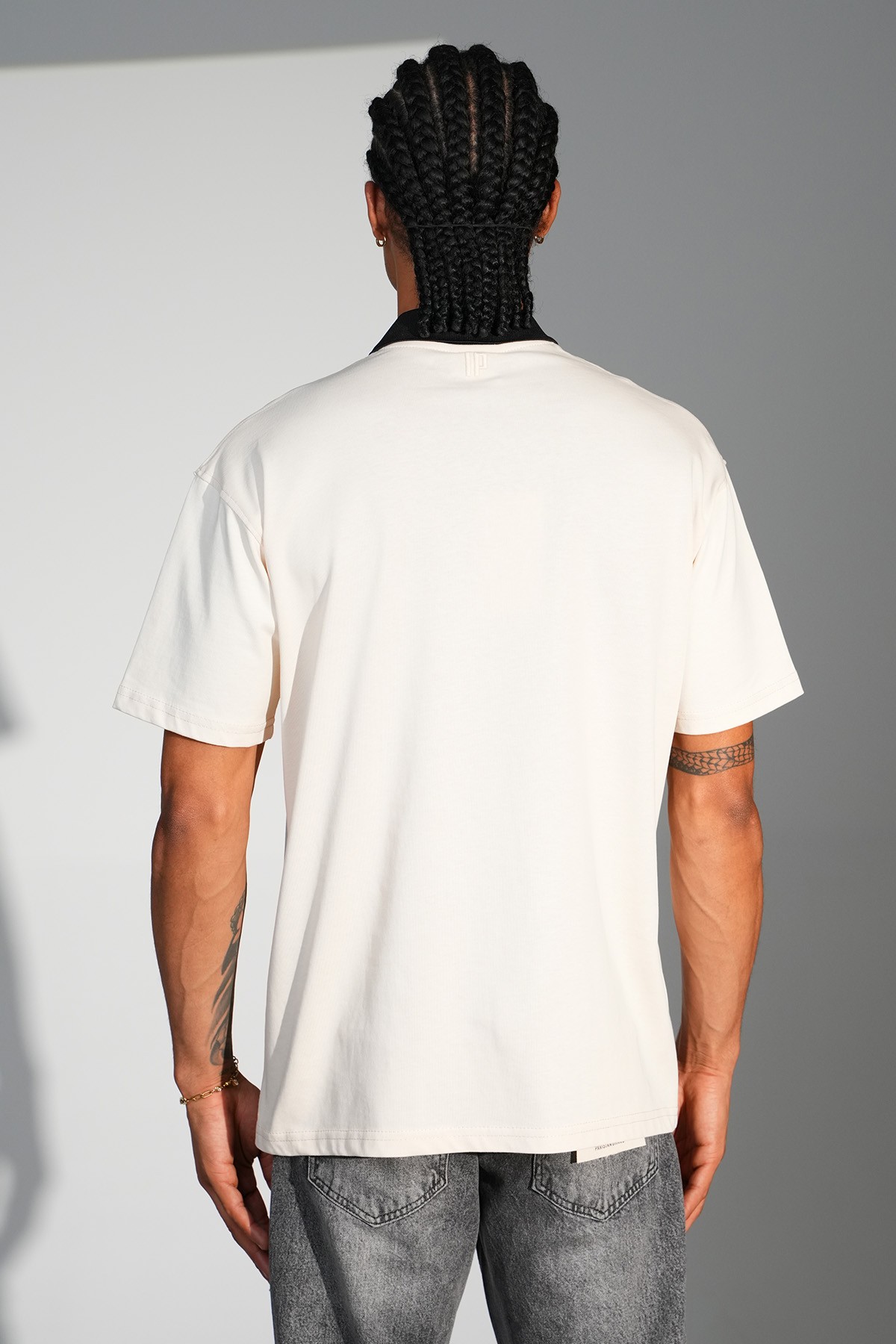 Klasik Yaka Oversize Tişört