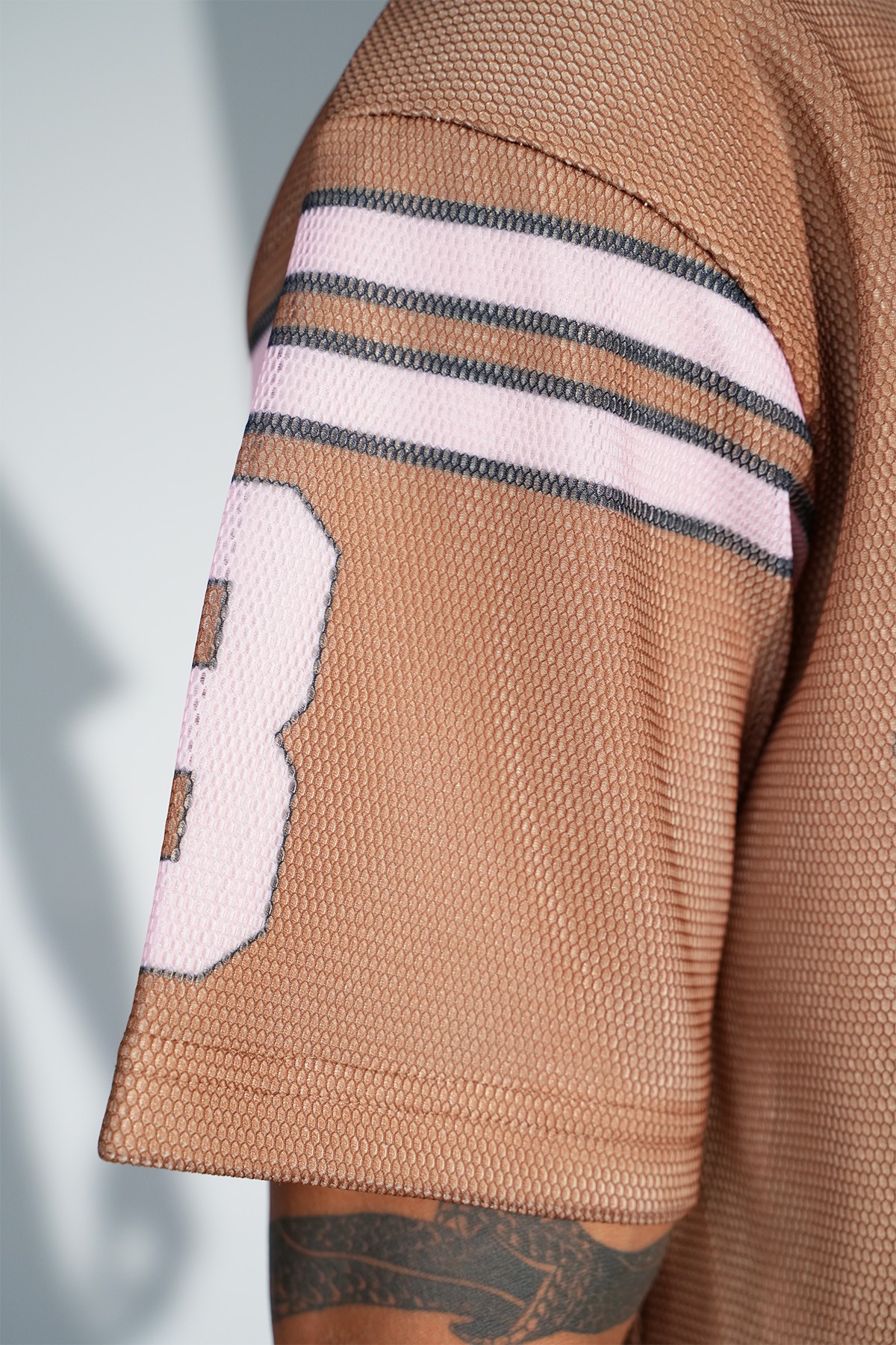 Printed V Neck Oversize T-Shirt - Brown