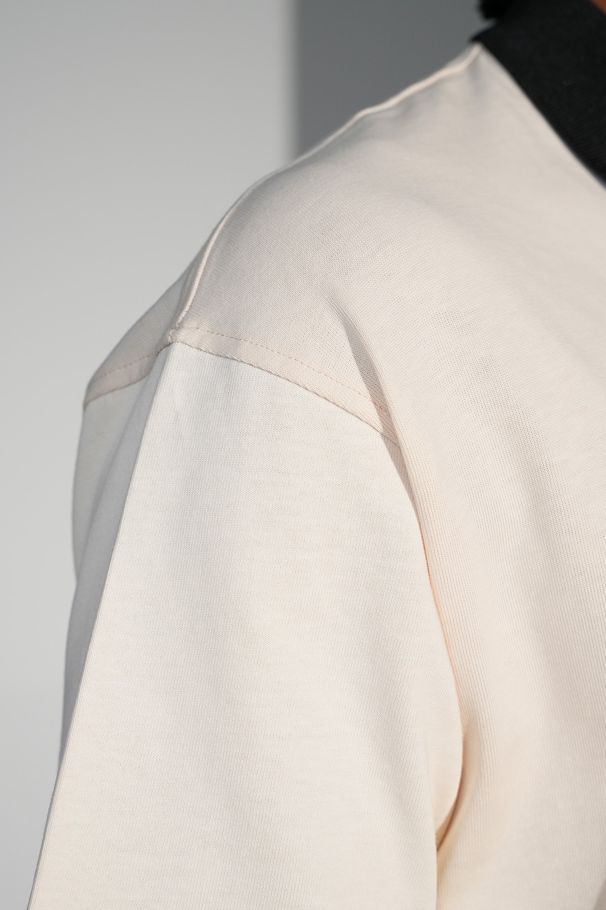 Klasik Yaka Oversize Tişört