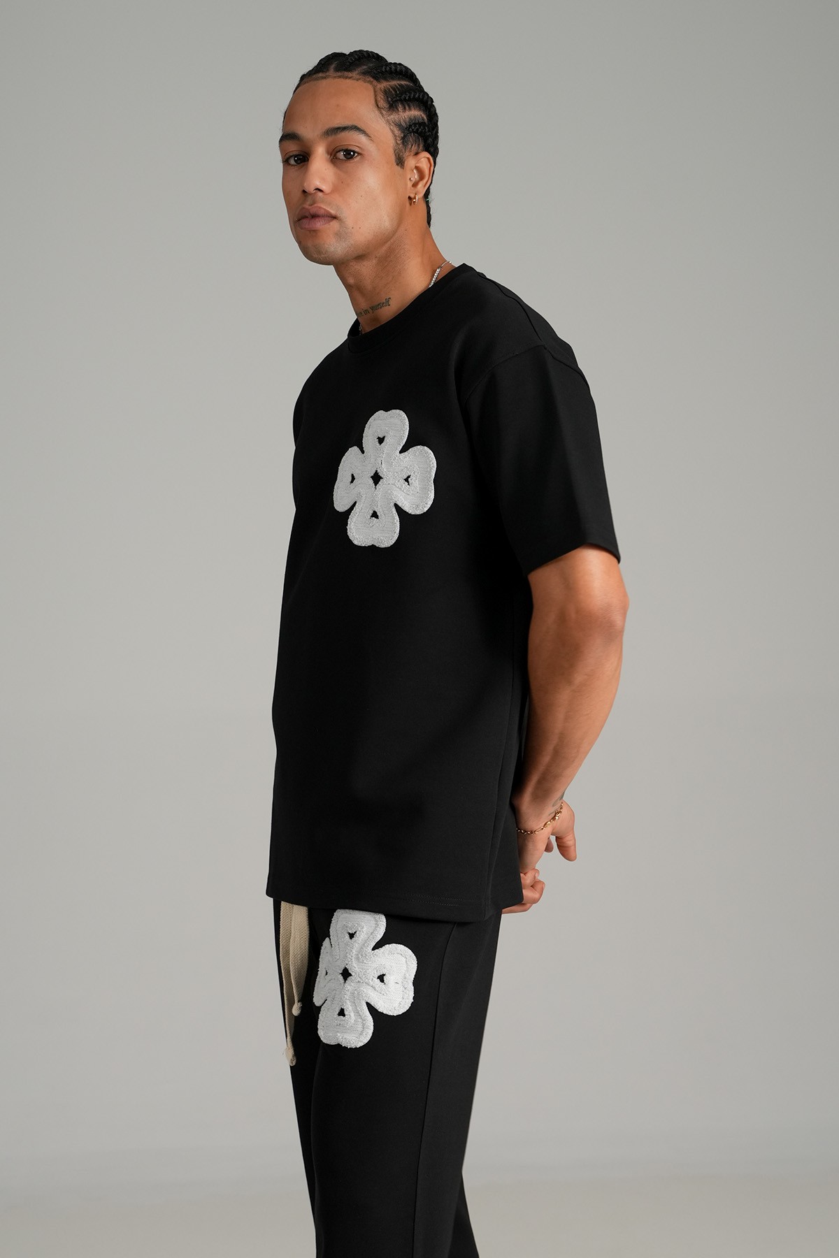 Yonca Detaylı Tişört Pantolon Takım - black