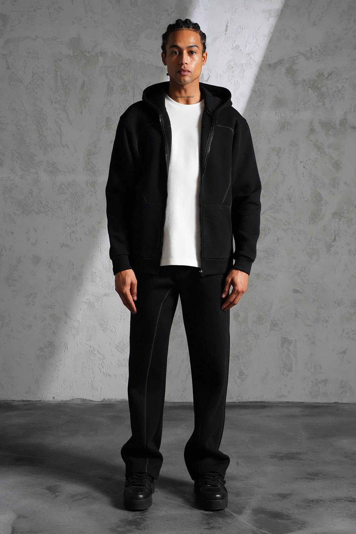 Şerit Detaylı Kapüşonlu Eşofman Takım - Siyah