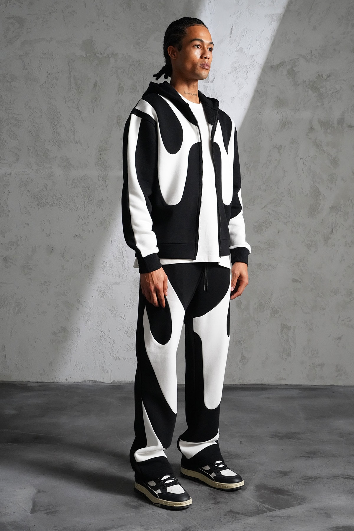 Renk Bloklu Kapüşonlu Eşofman Takım