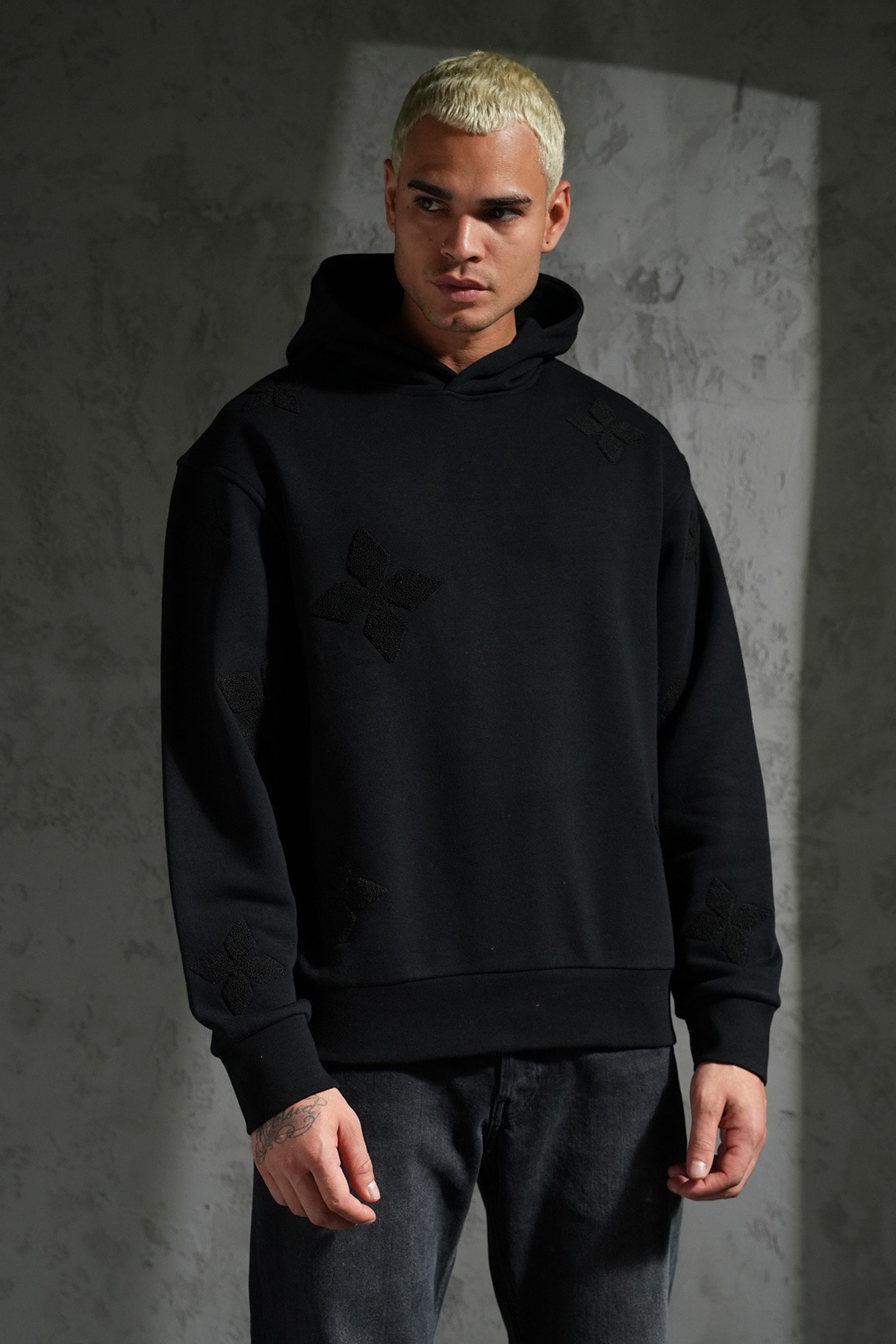 Yıldız  Desenli Kapüşonlu Sweatshirt