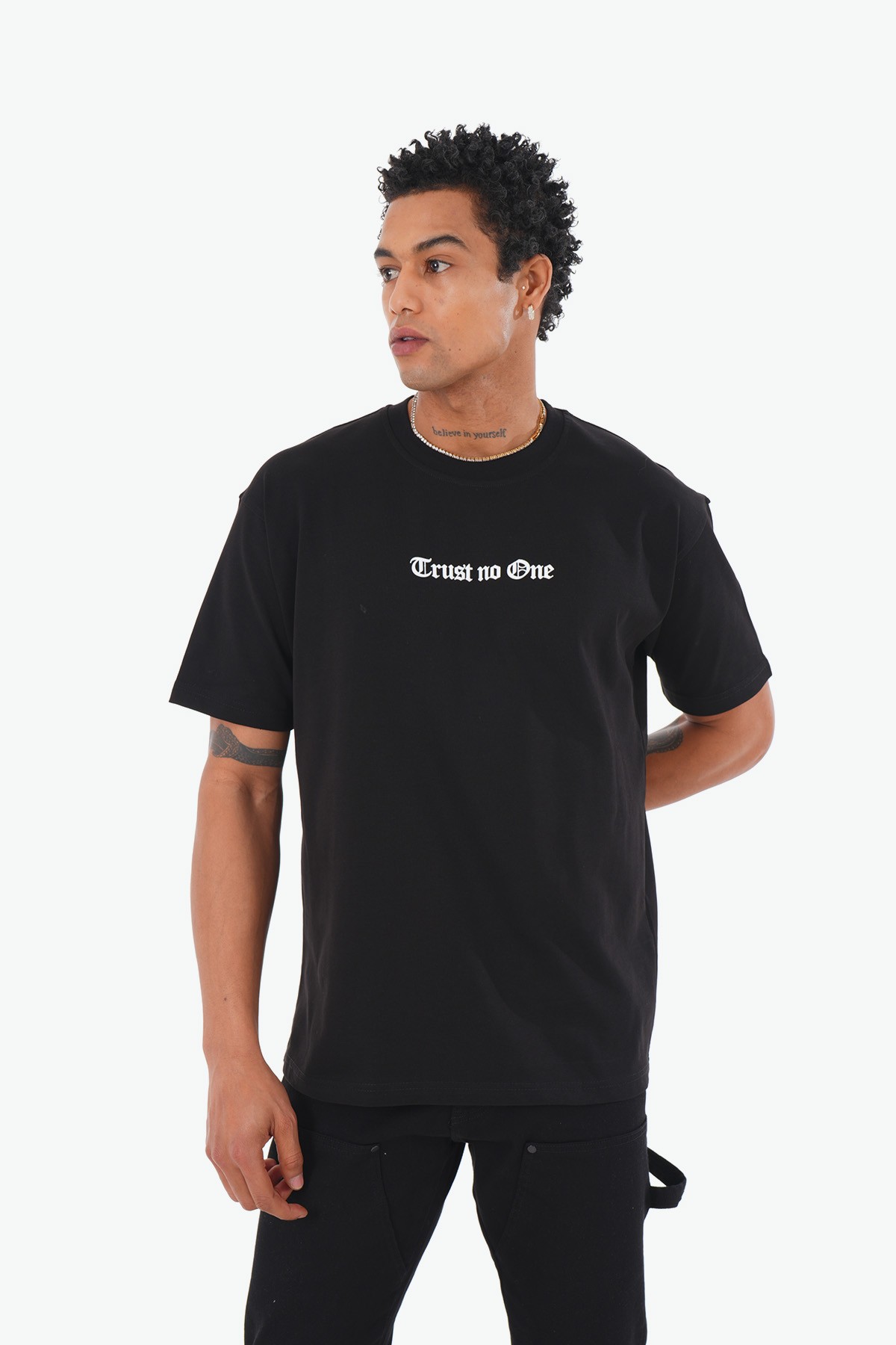 Trust No One Tişört