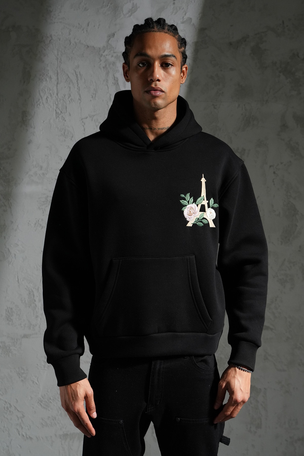 Eyfel ve Çiçek Detaylı Kapüşonlu Sweatshirt - black