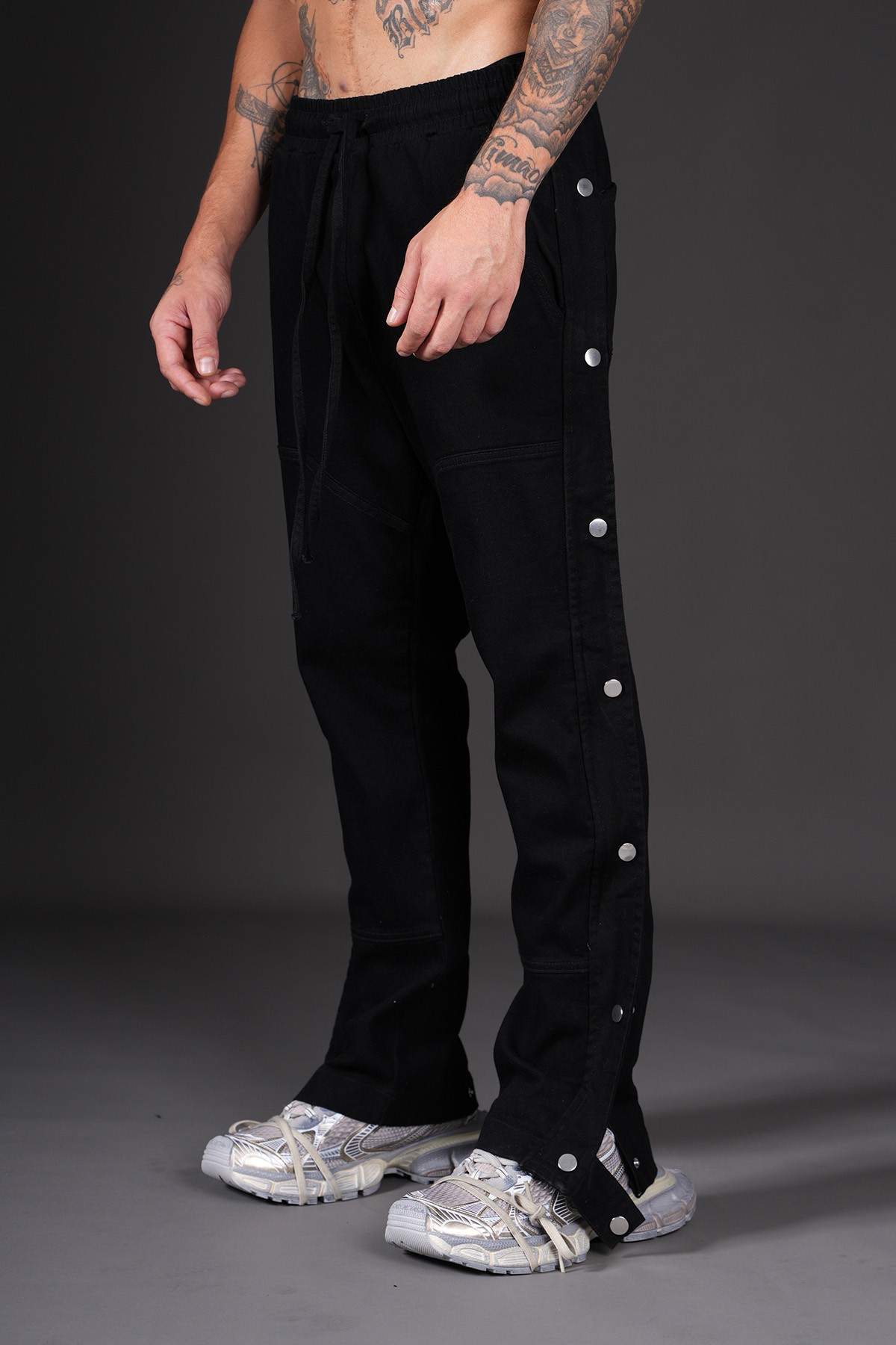 Beli İp Büzgülü Yanları Çıt Çıt Detaylı Pantolon - black