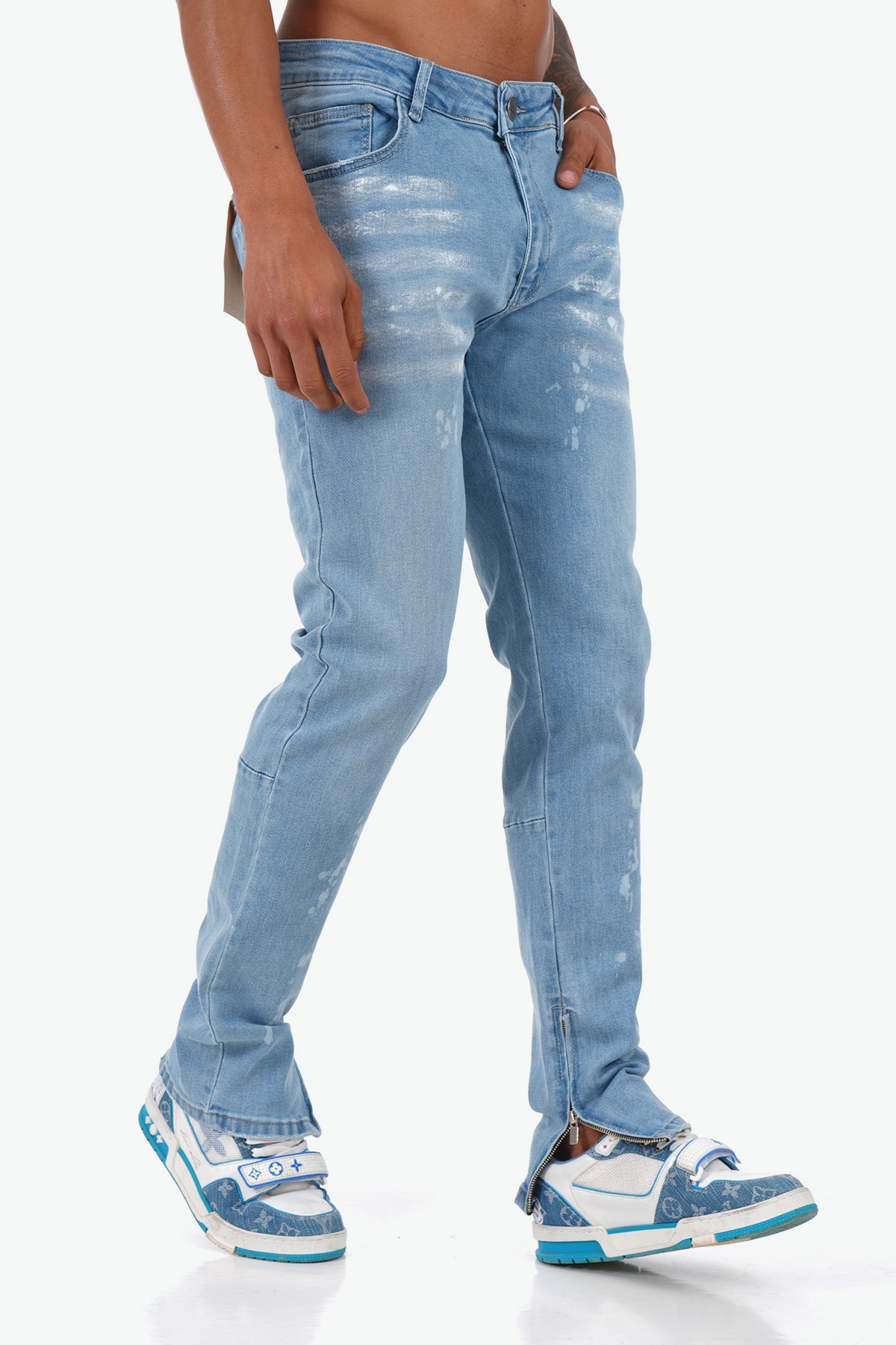 Regular Fit Zipped Jean