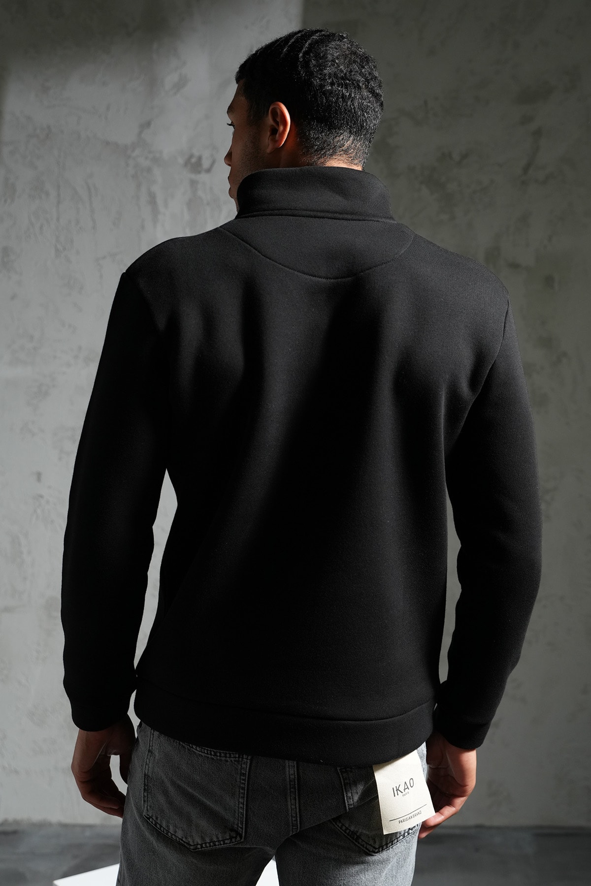 Saint Detaylı Yarım Fermuarlı Sweat