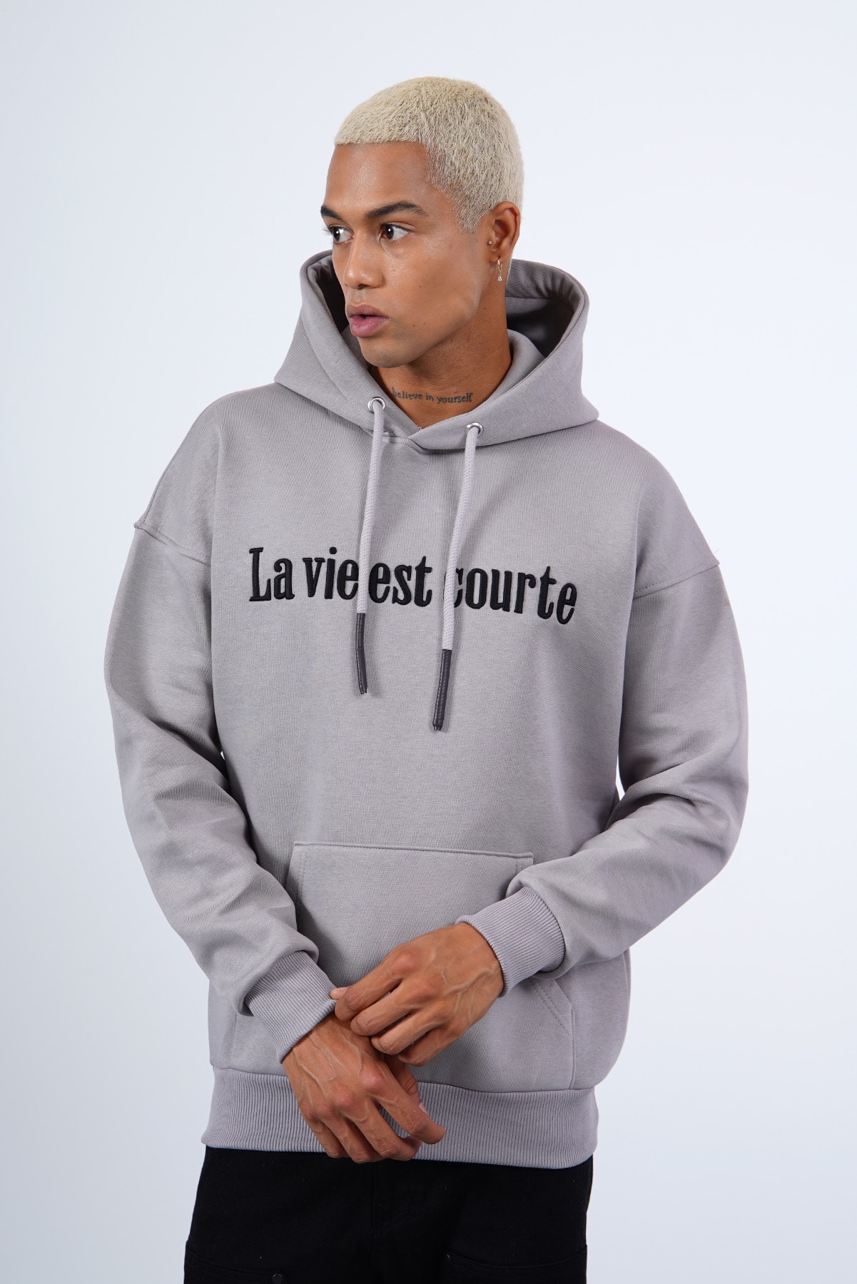 La Vie Est Courte Sweatshirt