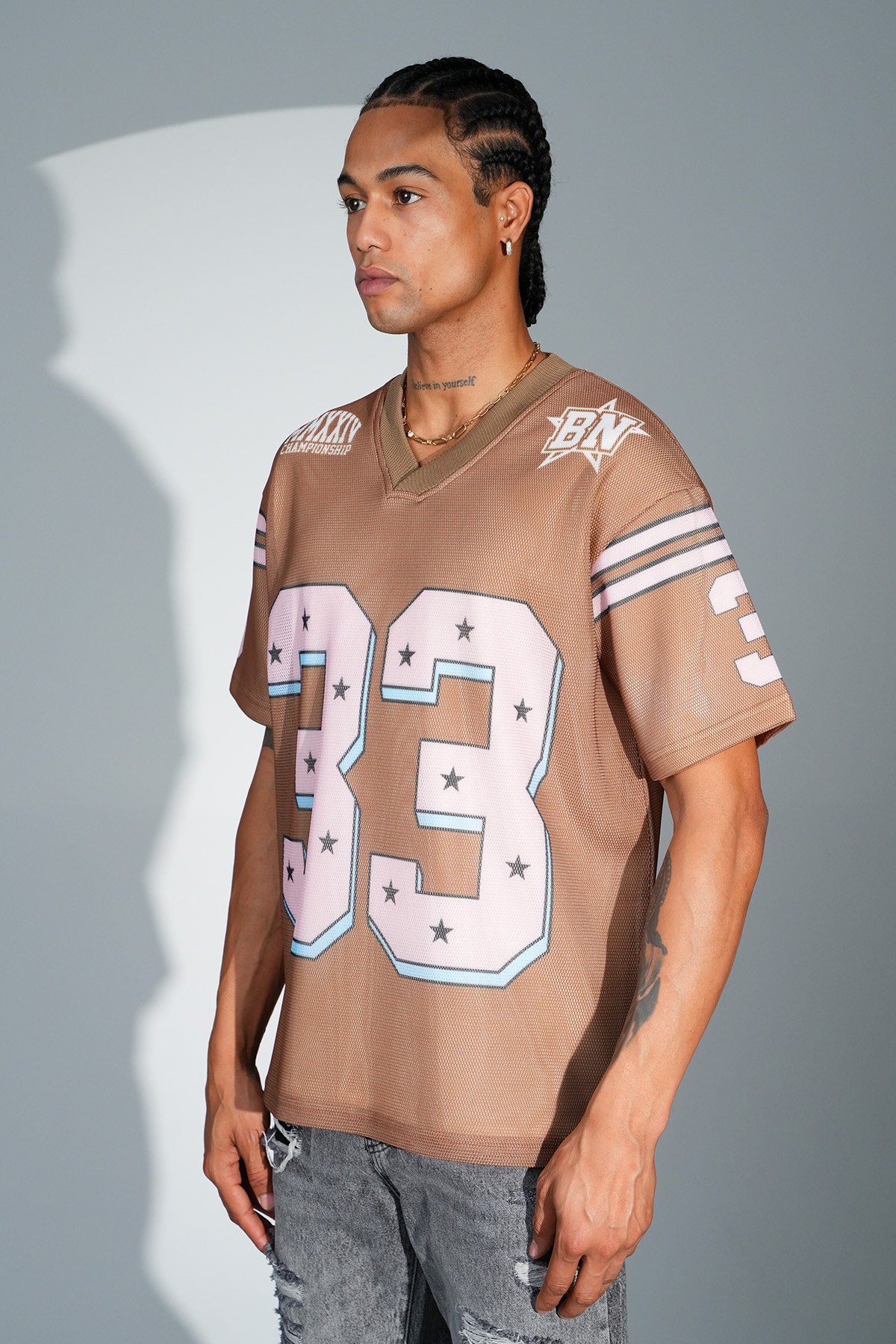 Printed V Neck Oversize T-Shirt - Brown